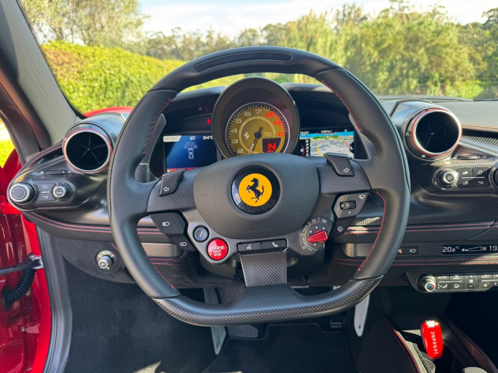 Ferrari F8 Tributo · Ano 2021 — imagen 22