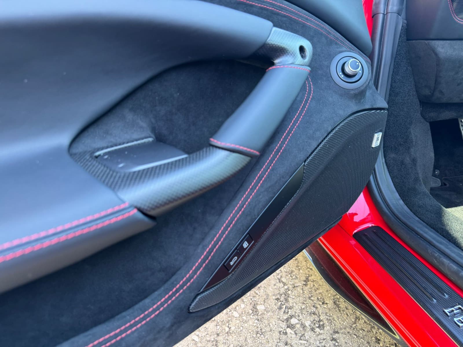 Ferrari F8 Tributo · Ano 2021 — imagen 20