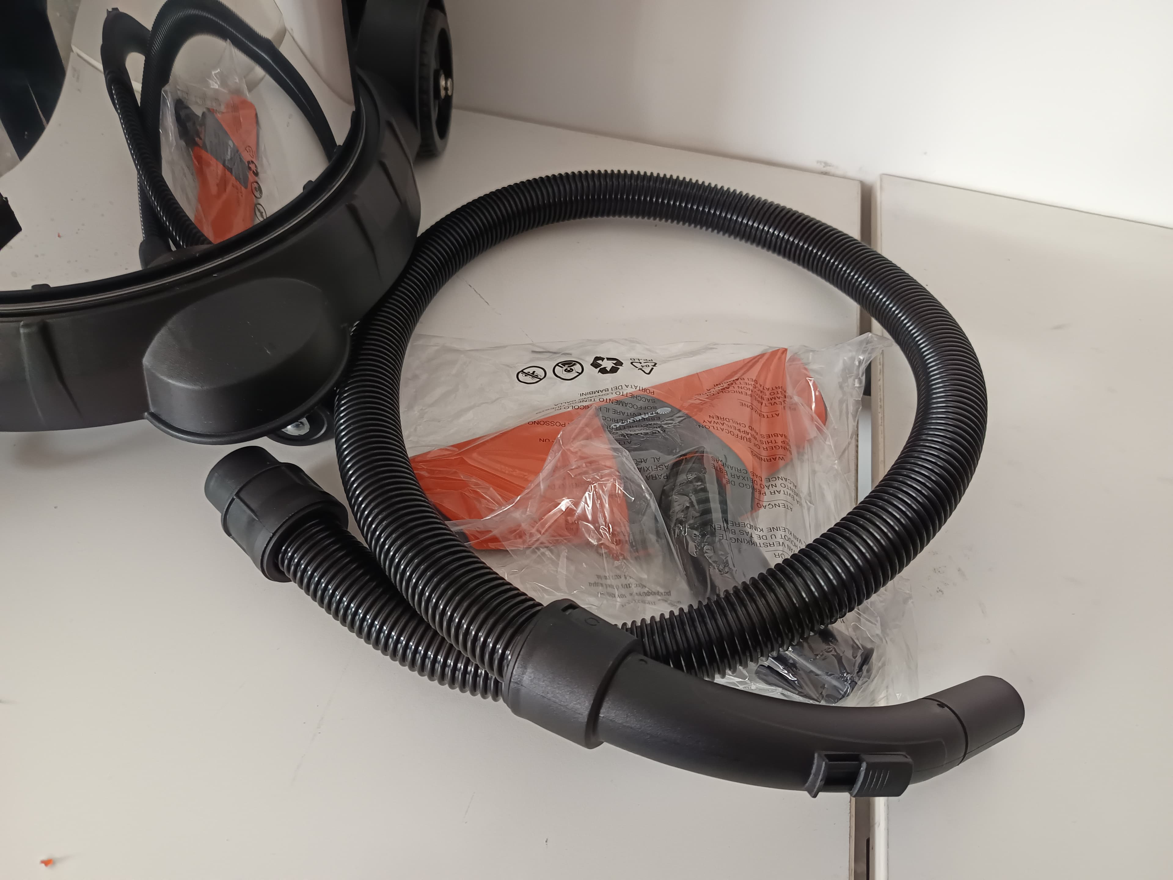 Aspirador Daewoo 60L — image 2