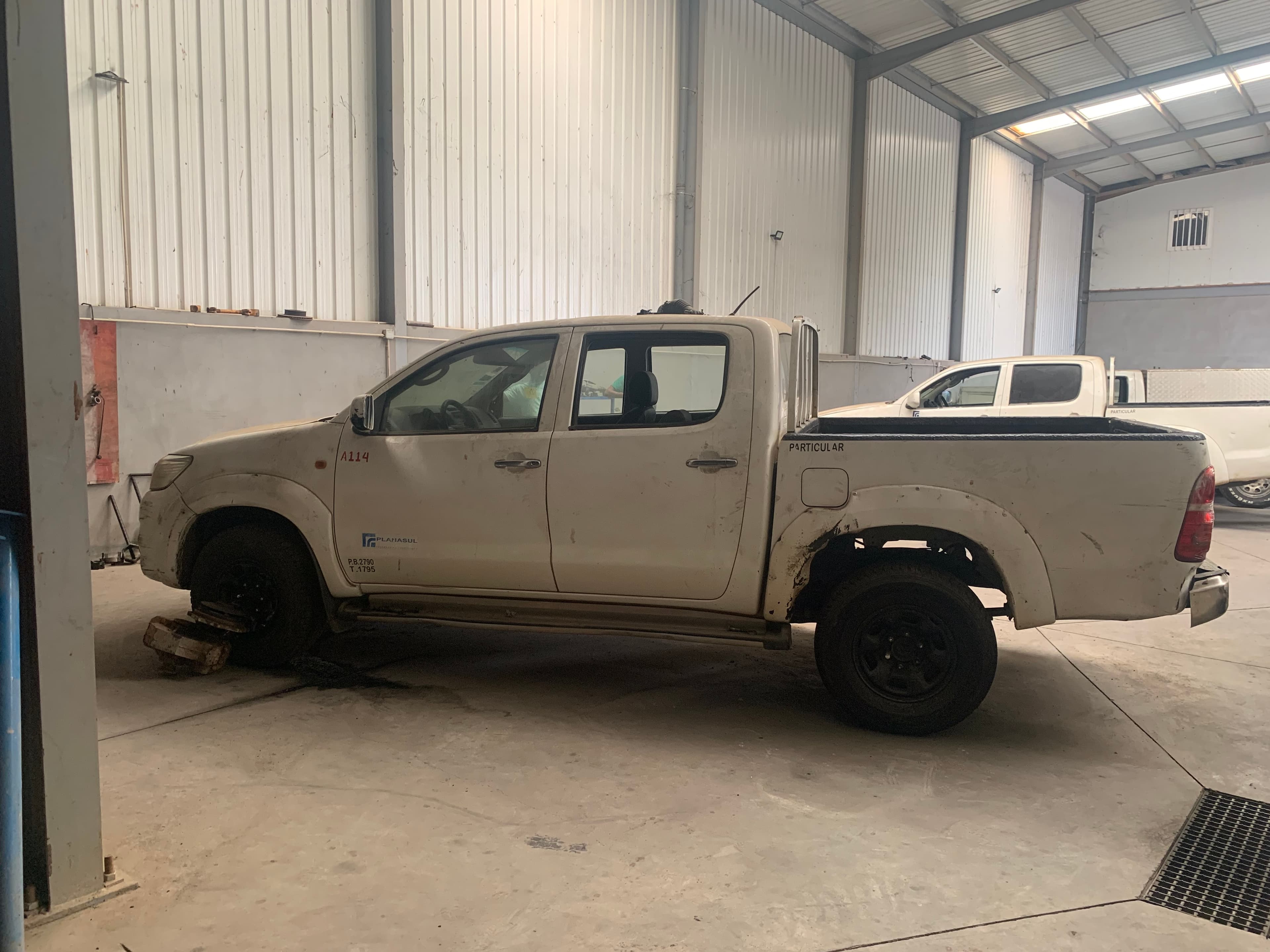 Ligeiro de Passageiro TOYOTA HILUX — imagen 2