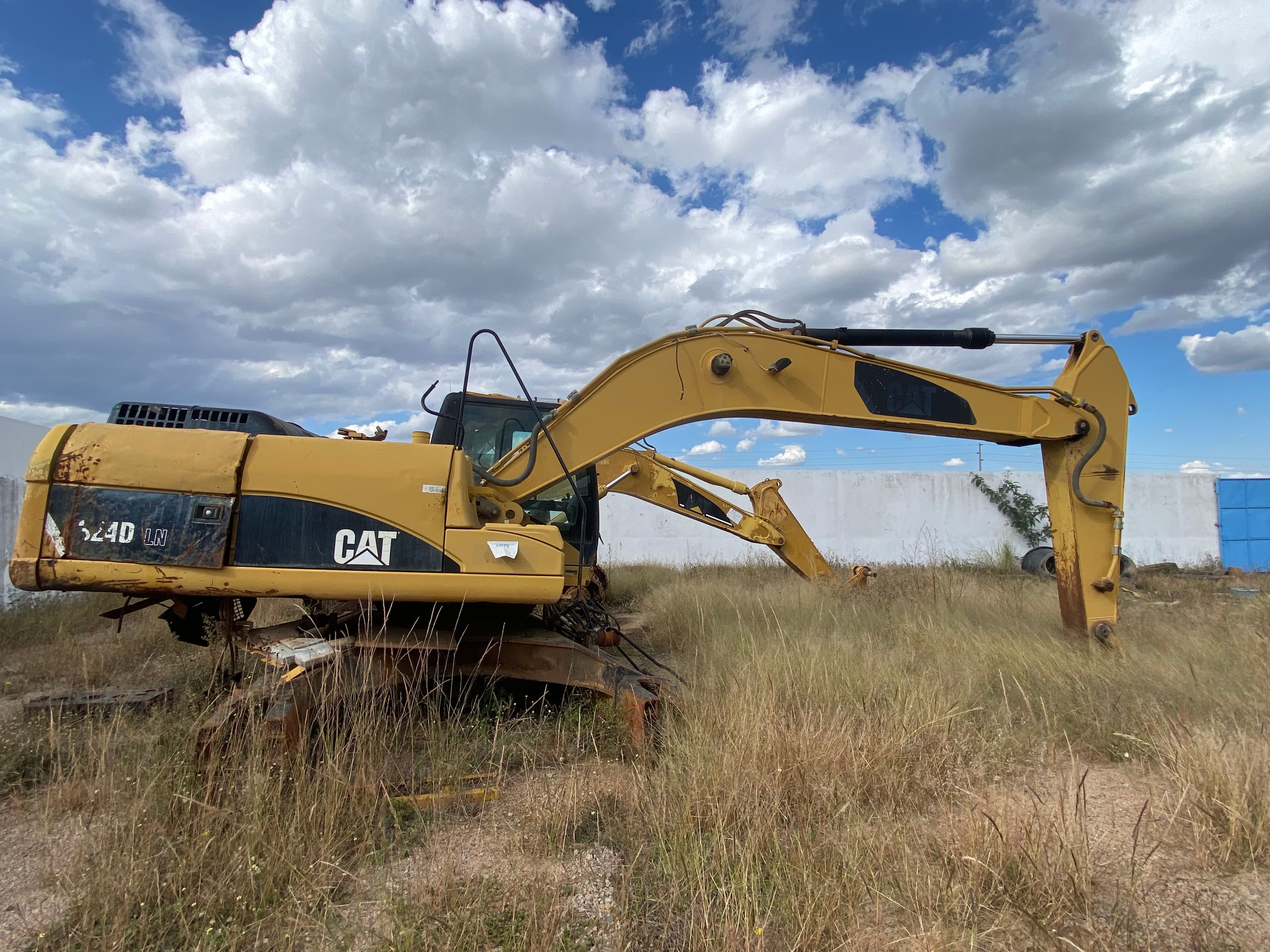 Escavadora CATERPILAR 324 DLN — image 2