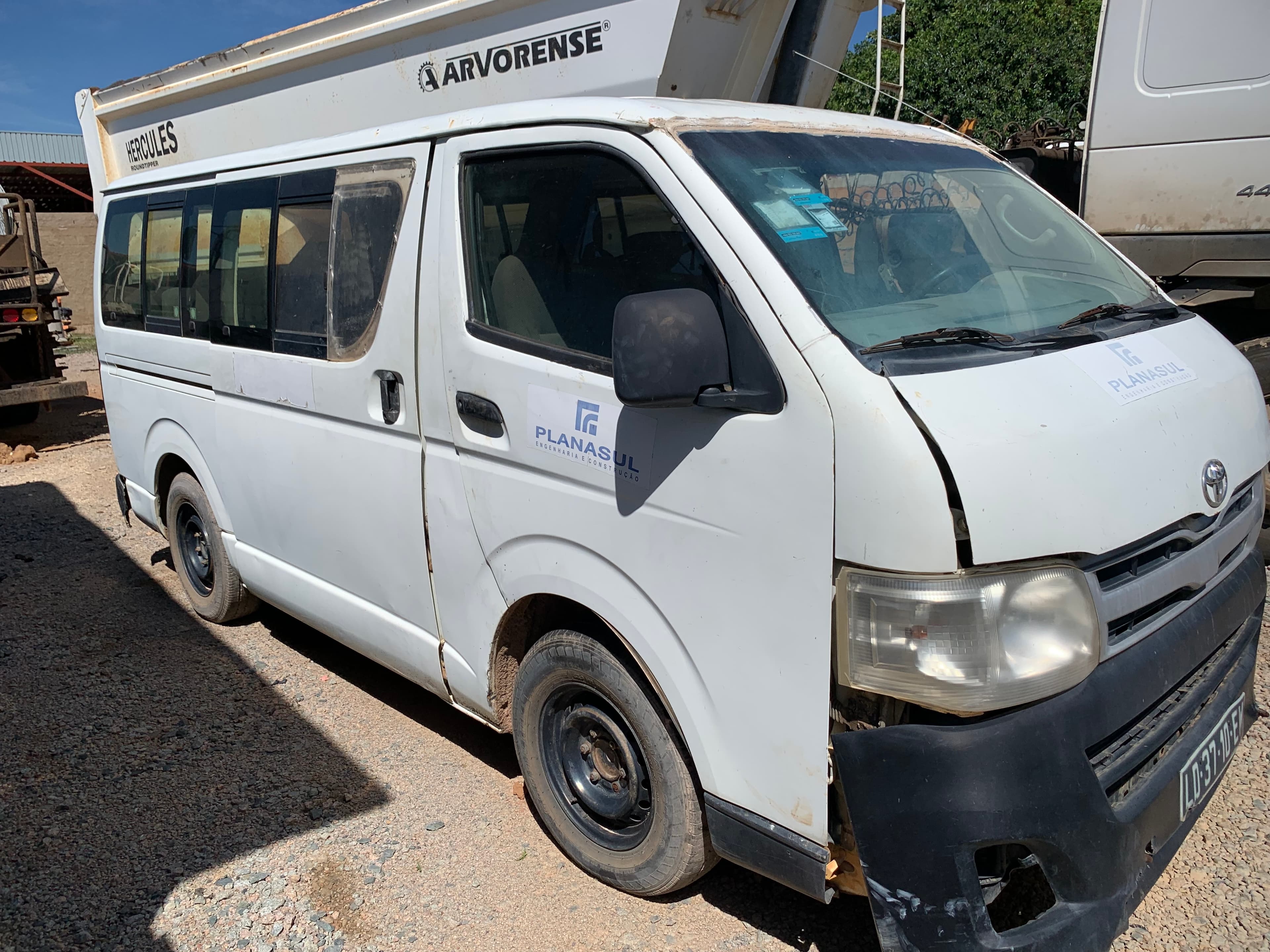 TOYOTA HIACE — imagem 4