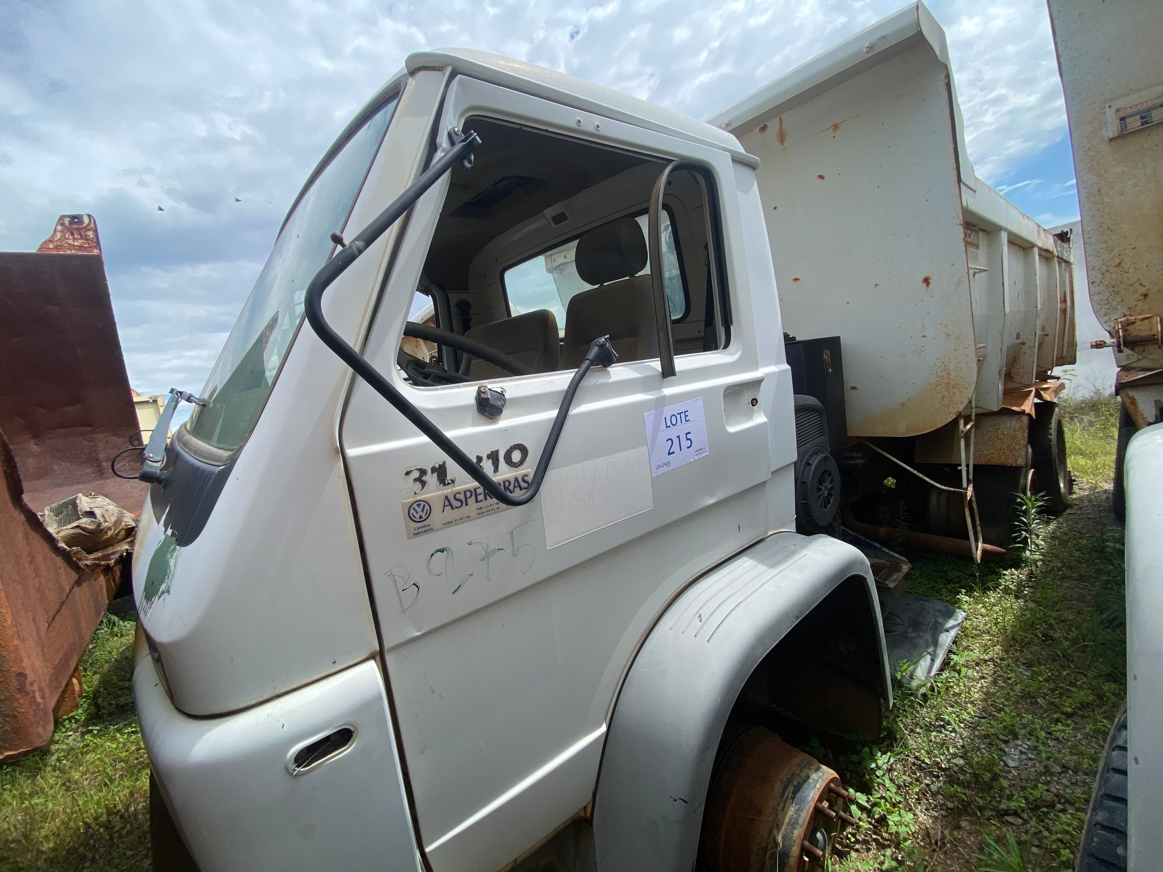 Camião Basculante VOLKSWAGEN 31-310 — imagen 1