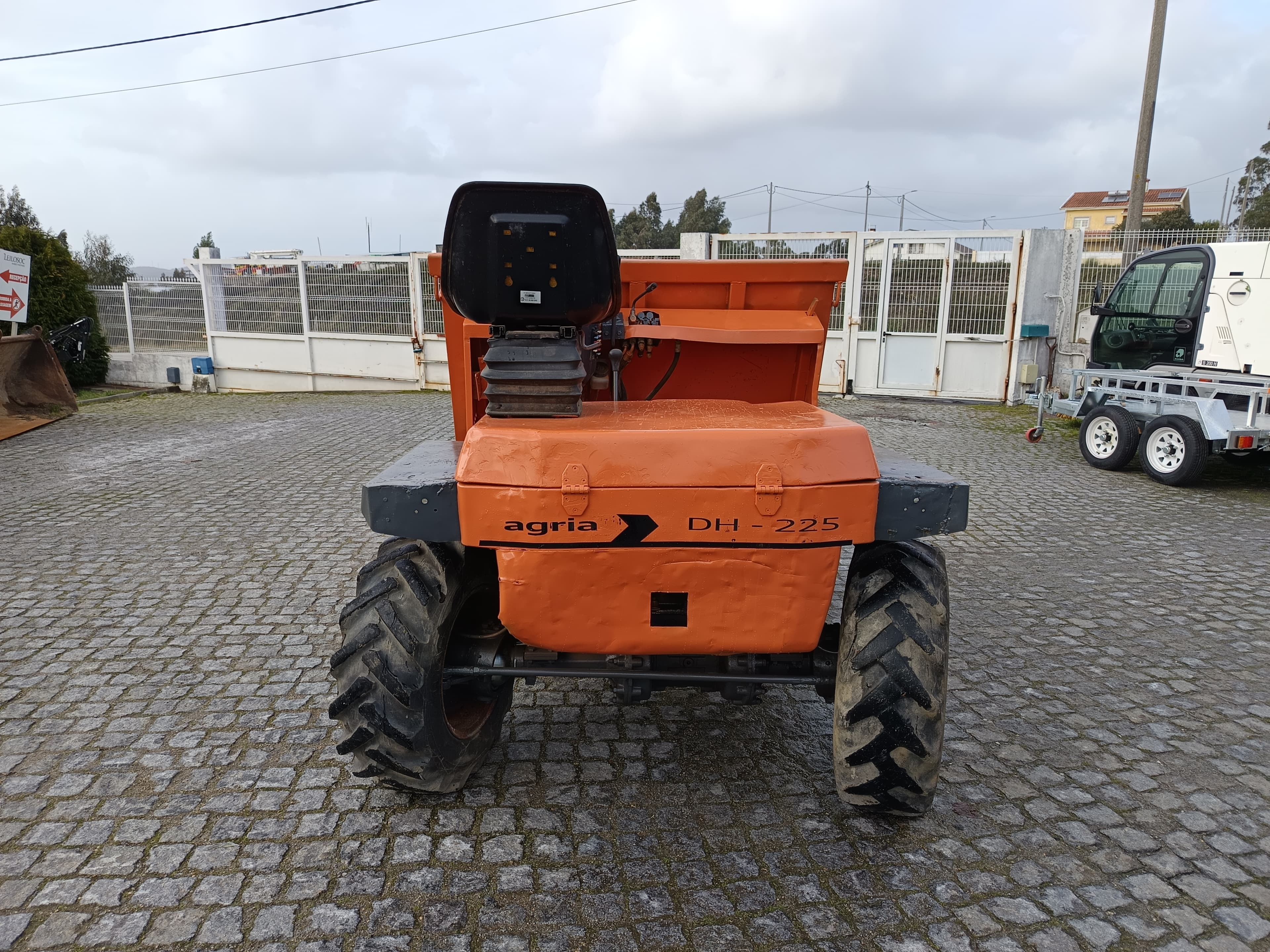Dumper Agria · Ano 2003 — imagen 5