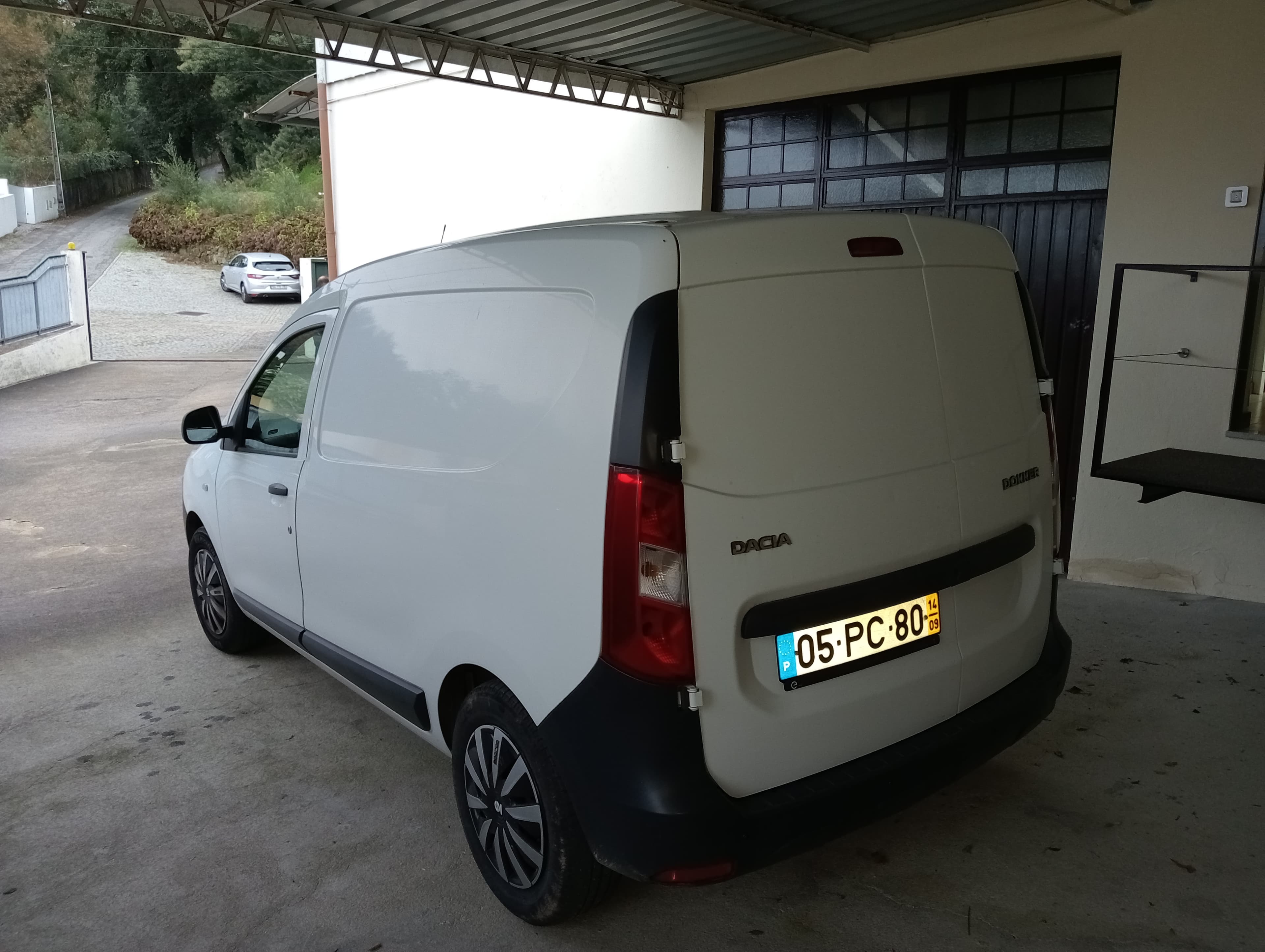 Dacia Dokker · Ano 2014 — image 4