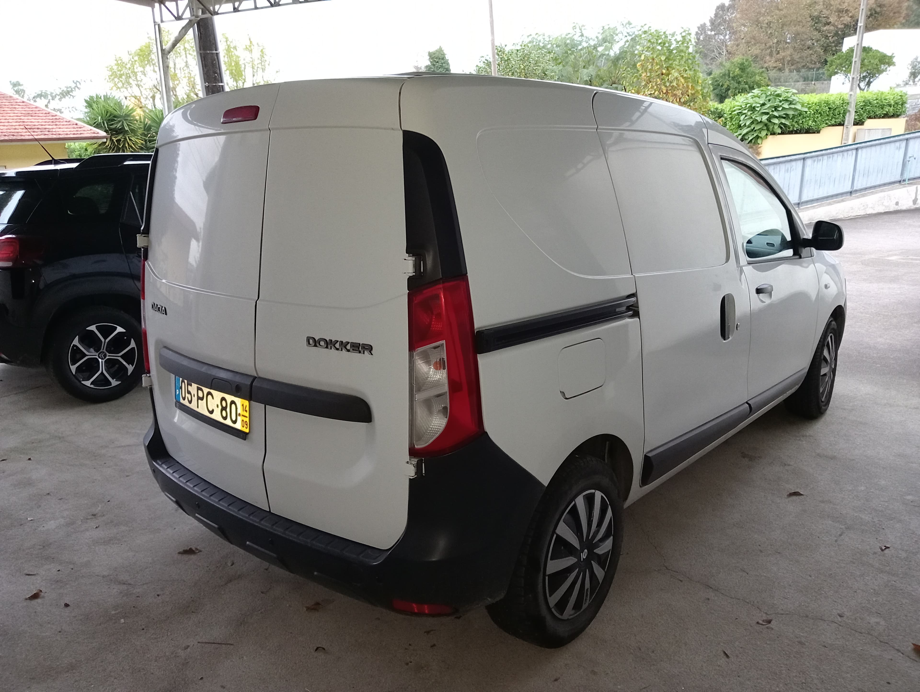 Dacia Dokker · Ano 2014 — image 3
