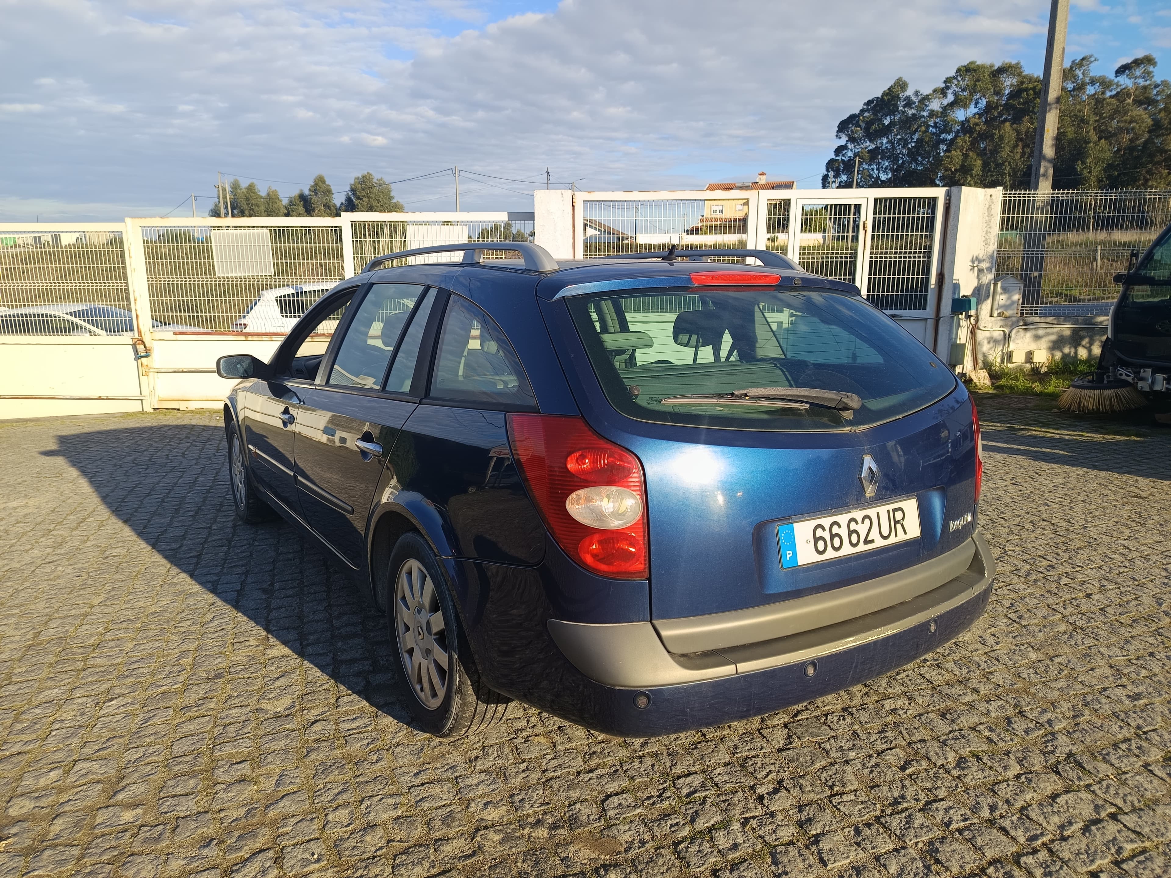 Renault Laguna · Ano 2003 — imagen 6