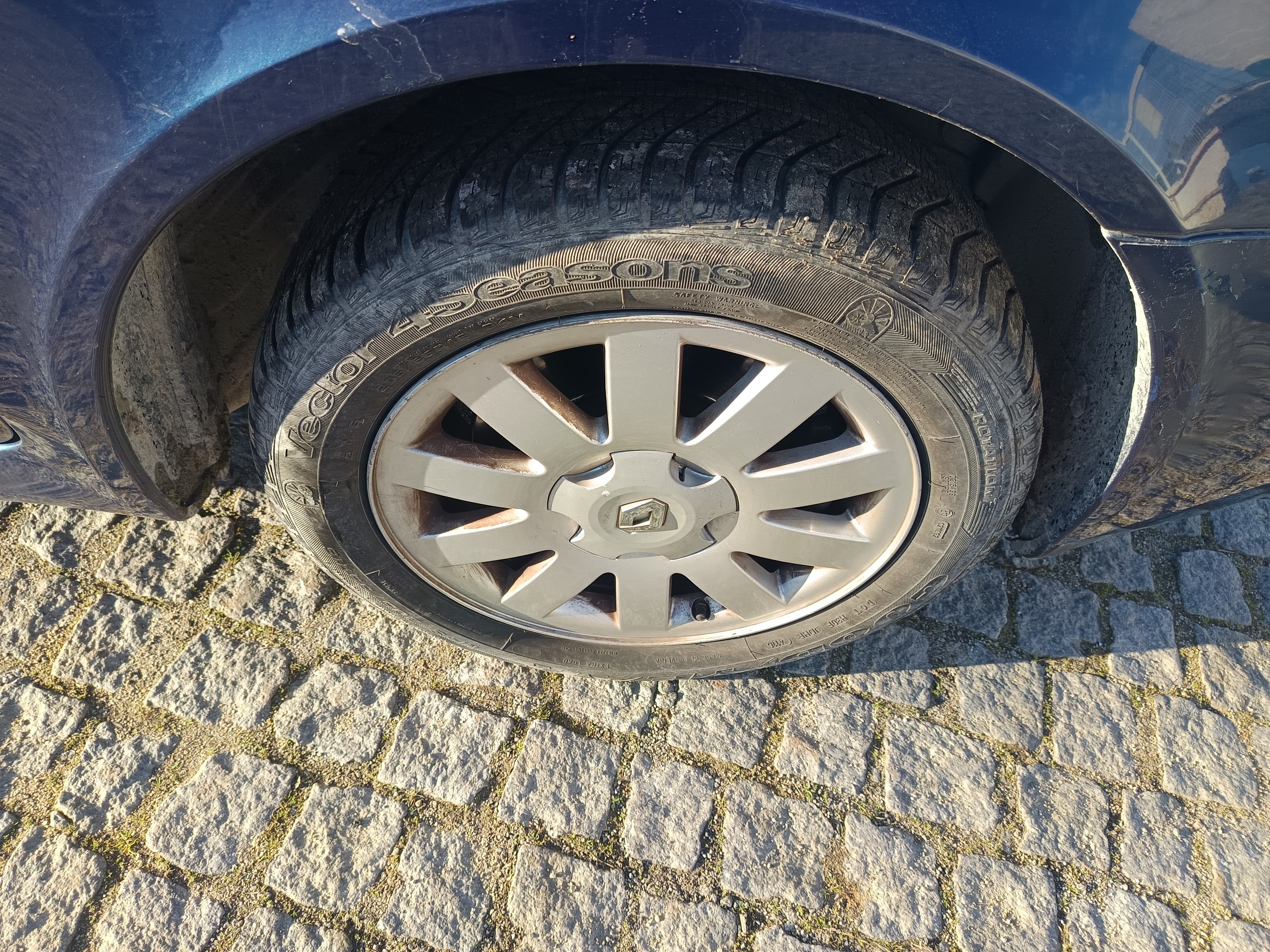 Renault Laguna · Ano 2003 — imagen 9
