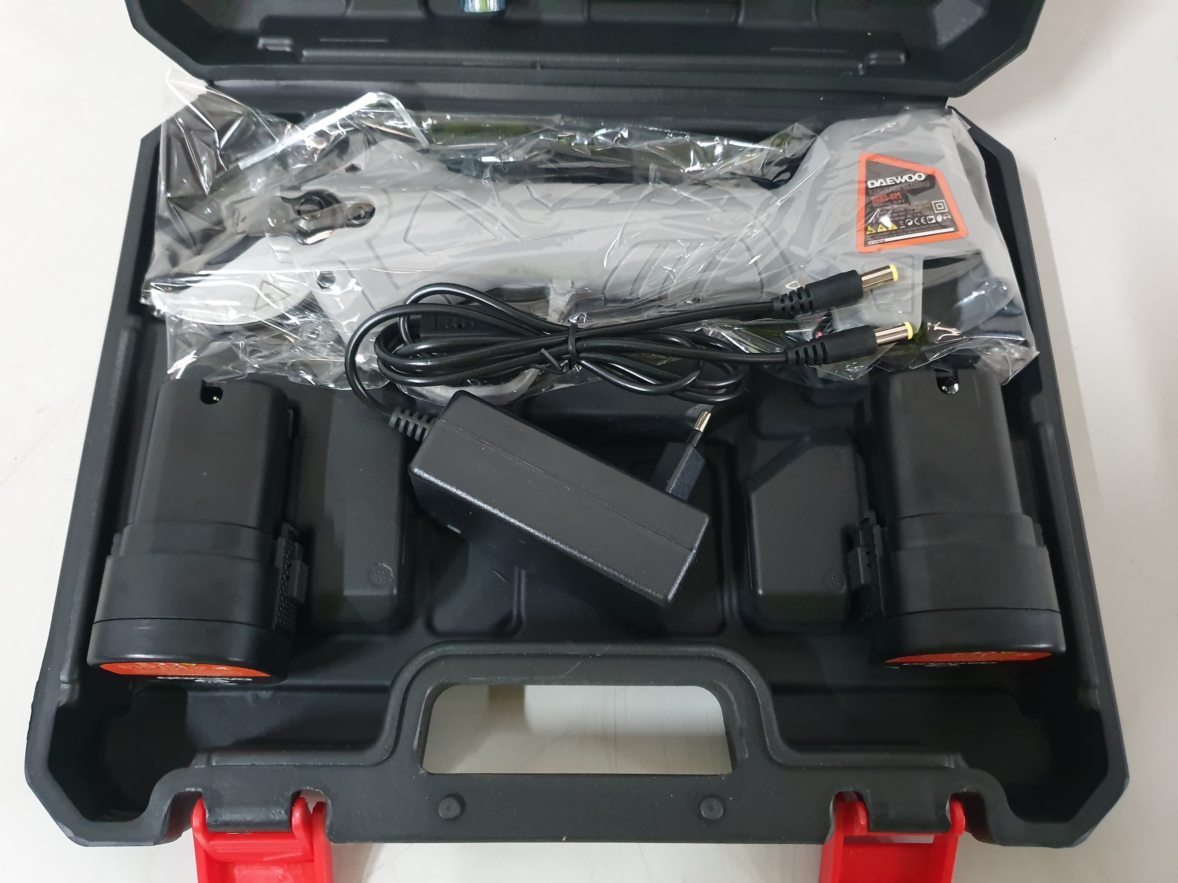 TESOURA DE PODA DAEWOO — imagen 2