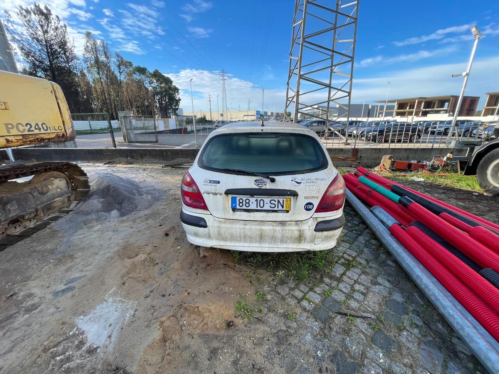 Nissan Almera · Ano 2001 — imagen 2