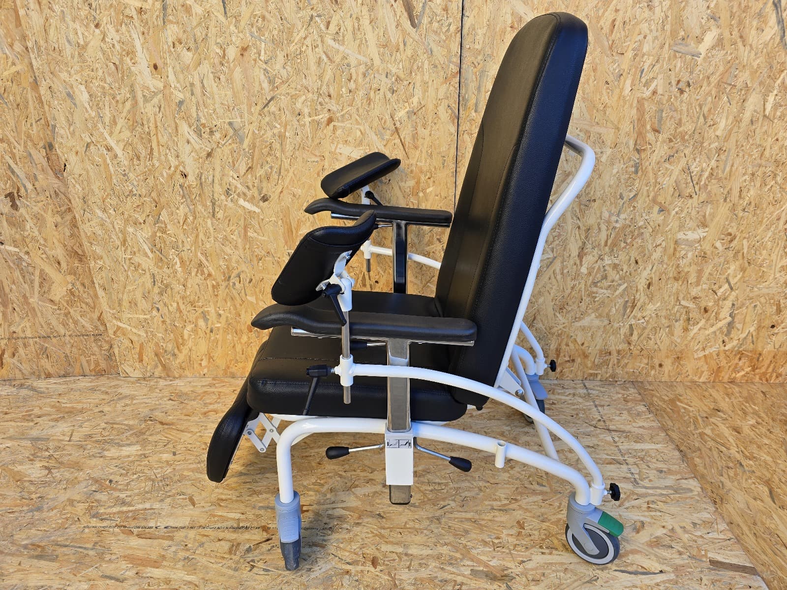 Fauteuil de prélèvement sanguin — image 6