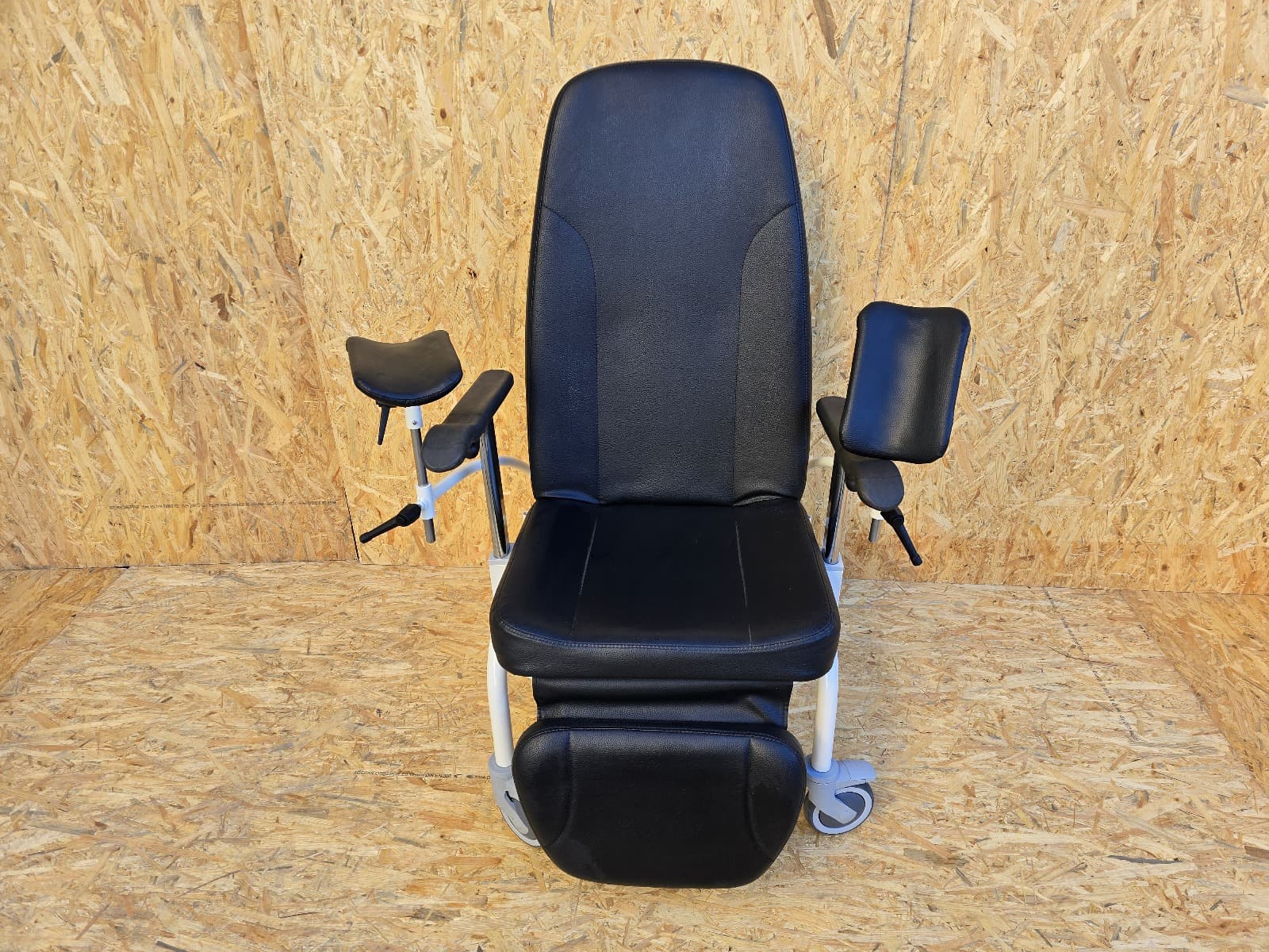 Fauteuil de prélèvement sanguin — image 4