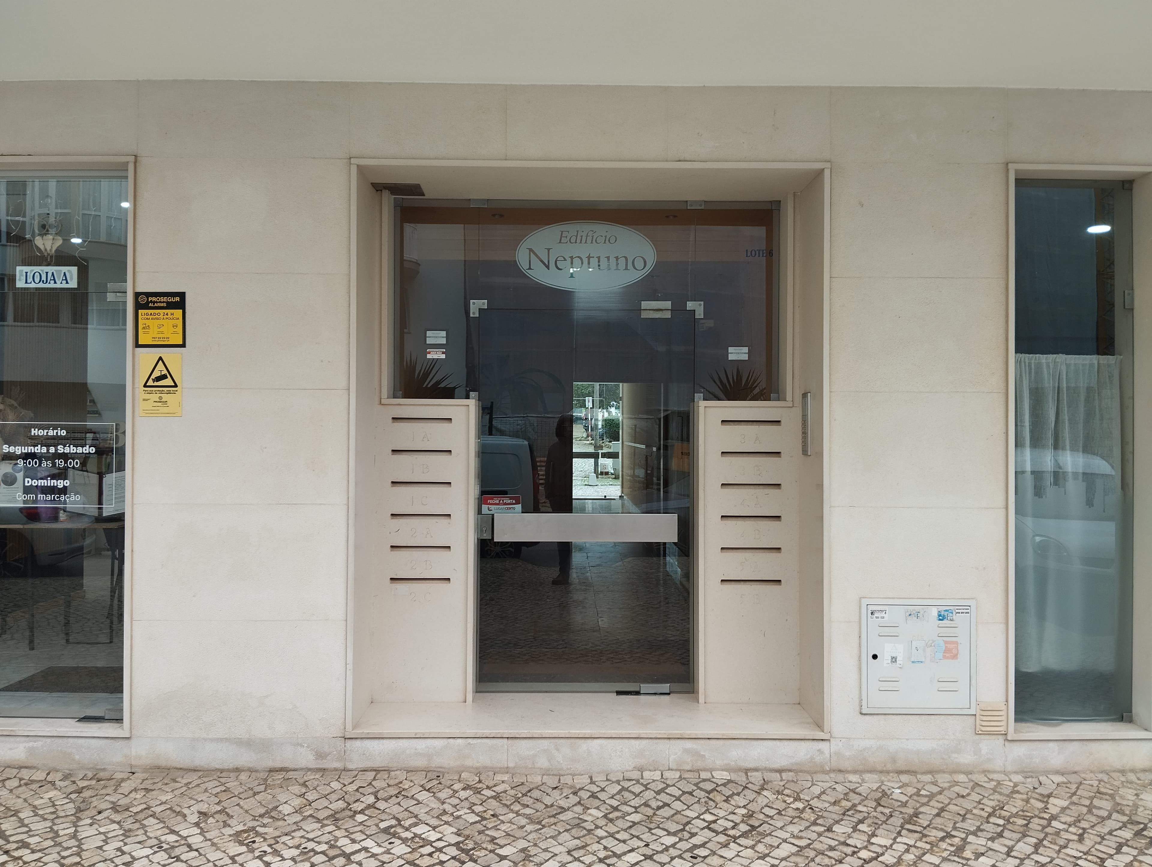 Apartamento T1 · Armação de Pêra — image 3