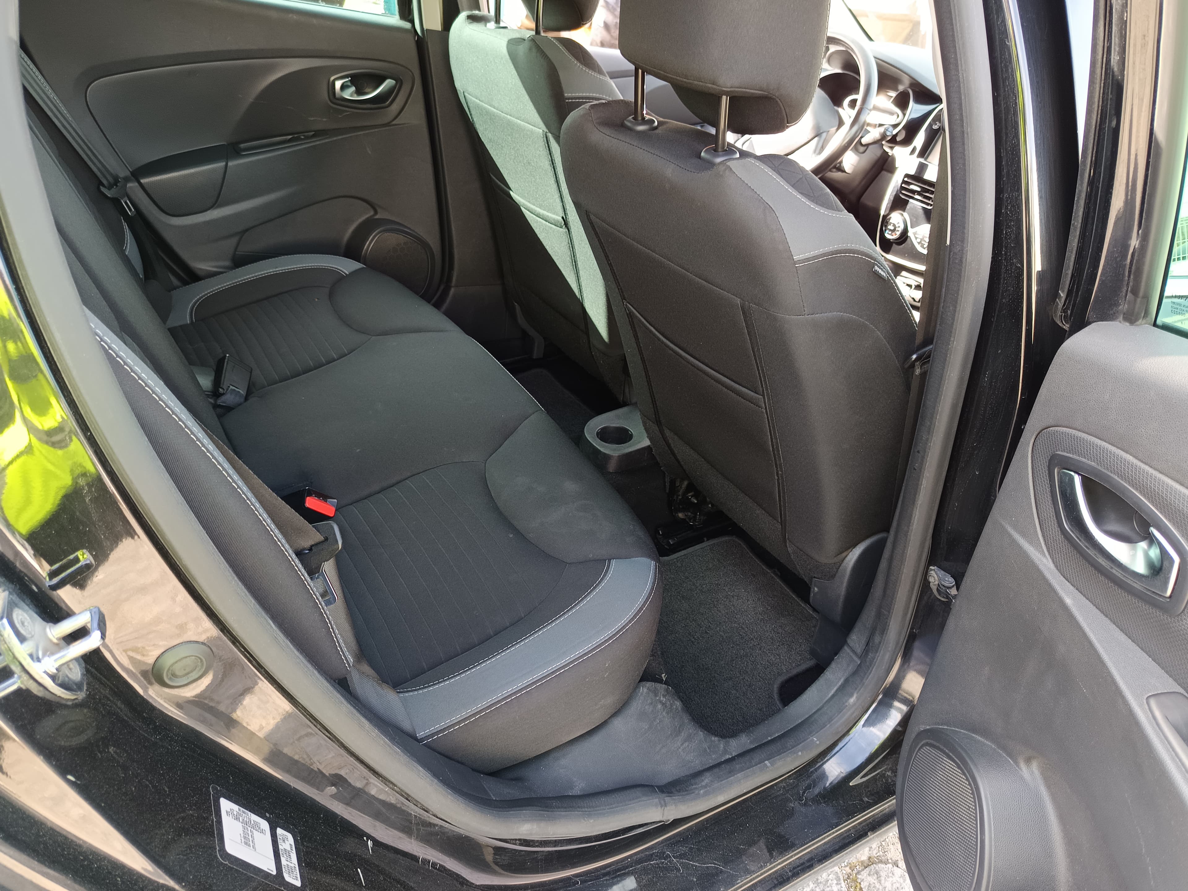 Renault Clio · Ano 2016 — imagen 17