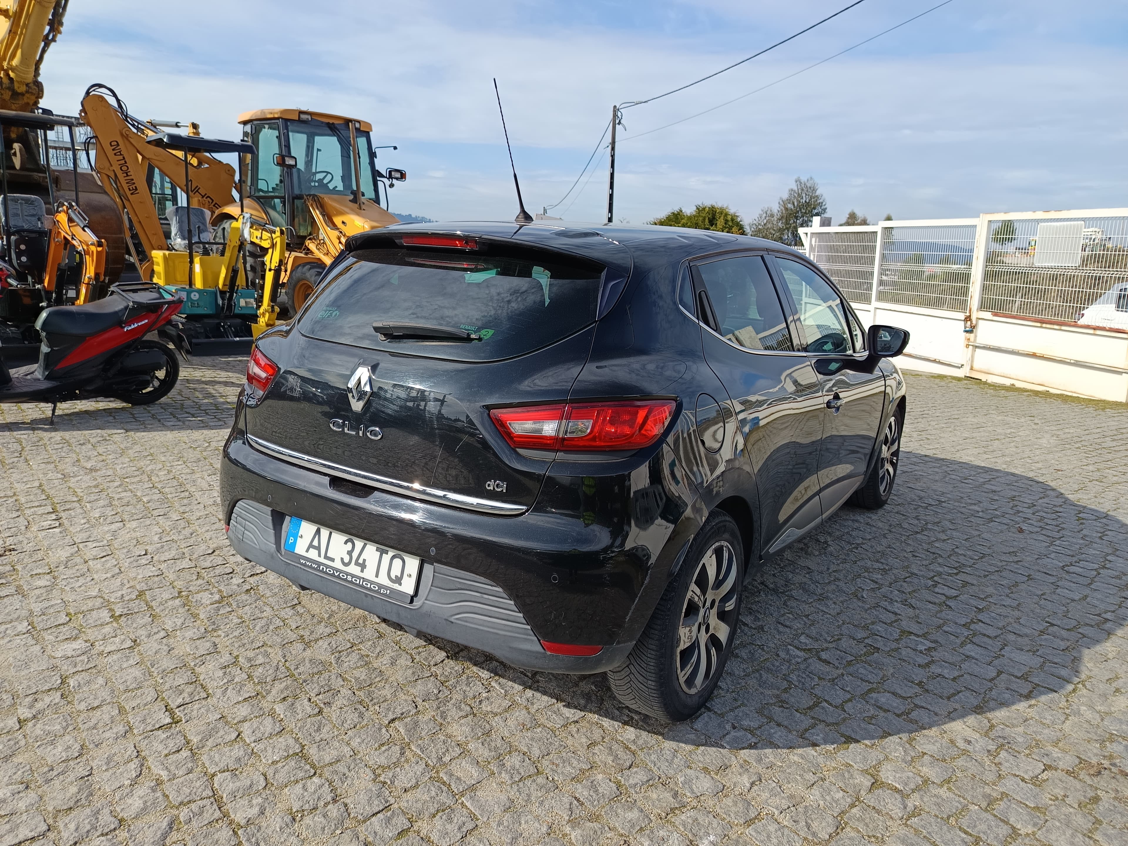 Renault Clio · Ano 2016 — imagen 4
