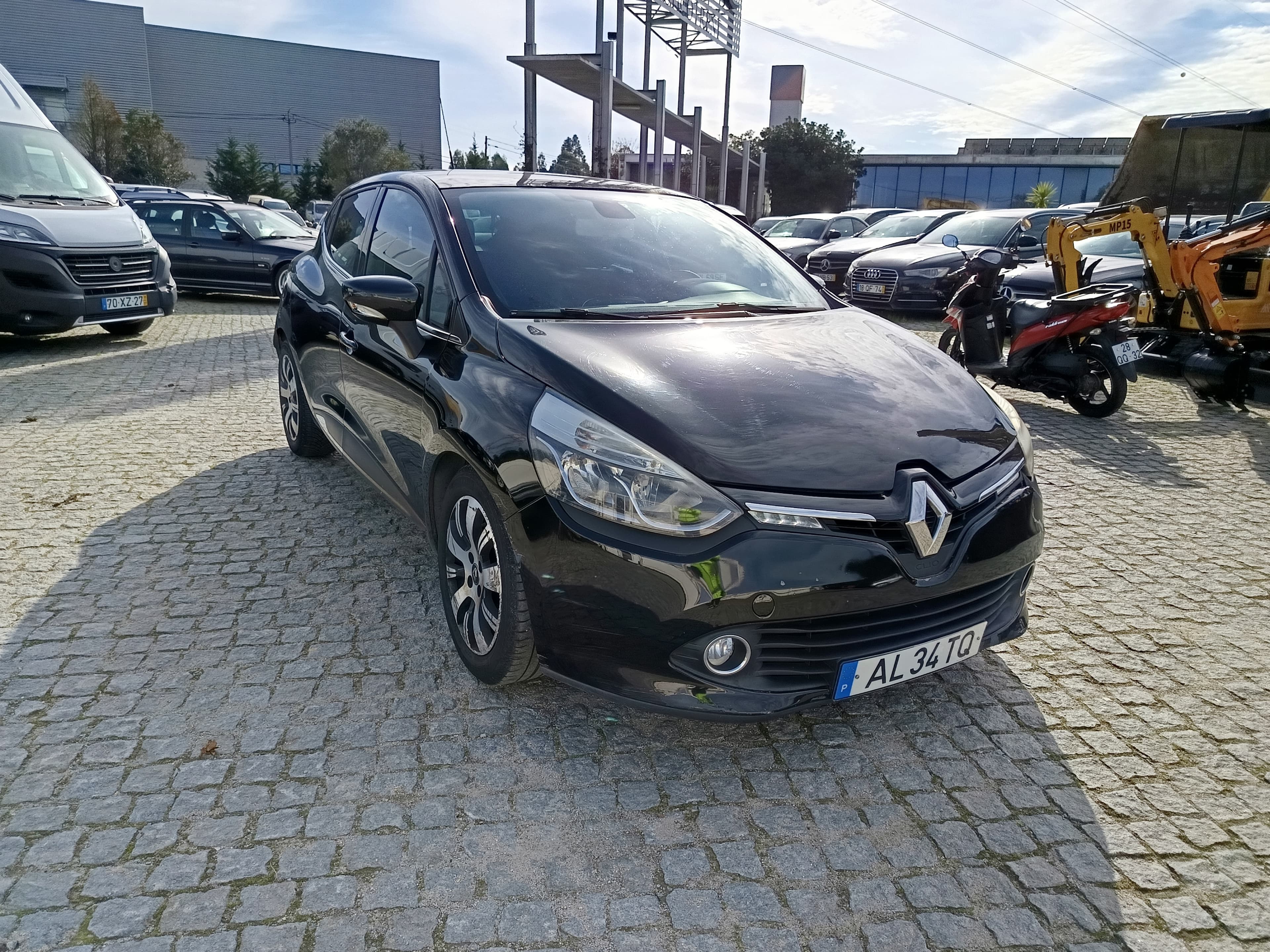 Renault Clio · Ano 2016 — imagen 3