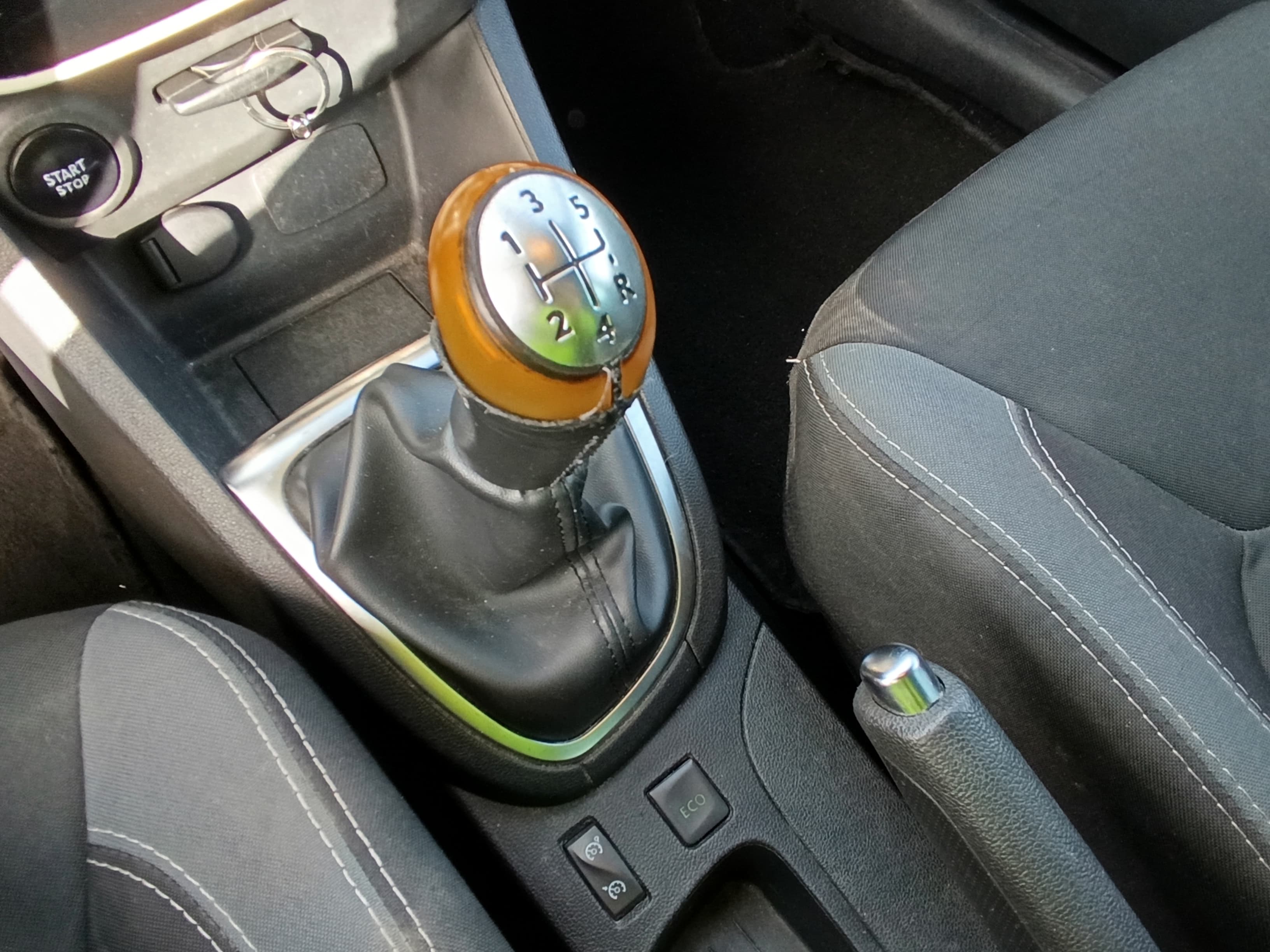 Renault Clio · Ano 2016 — imagen 32