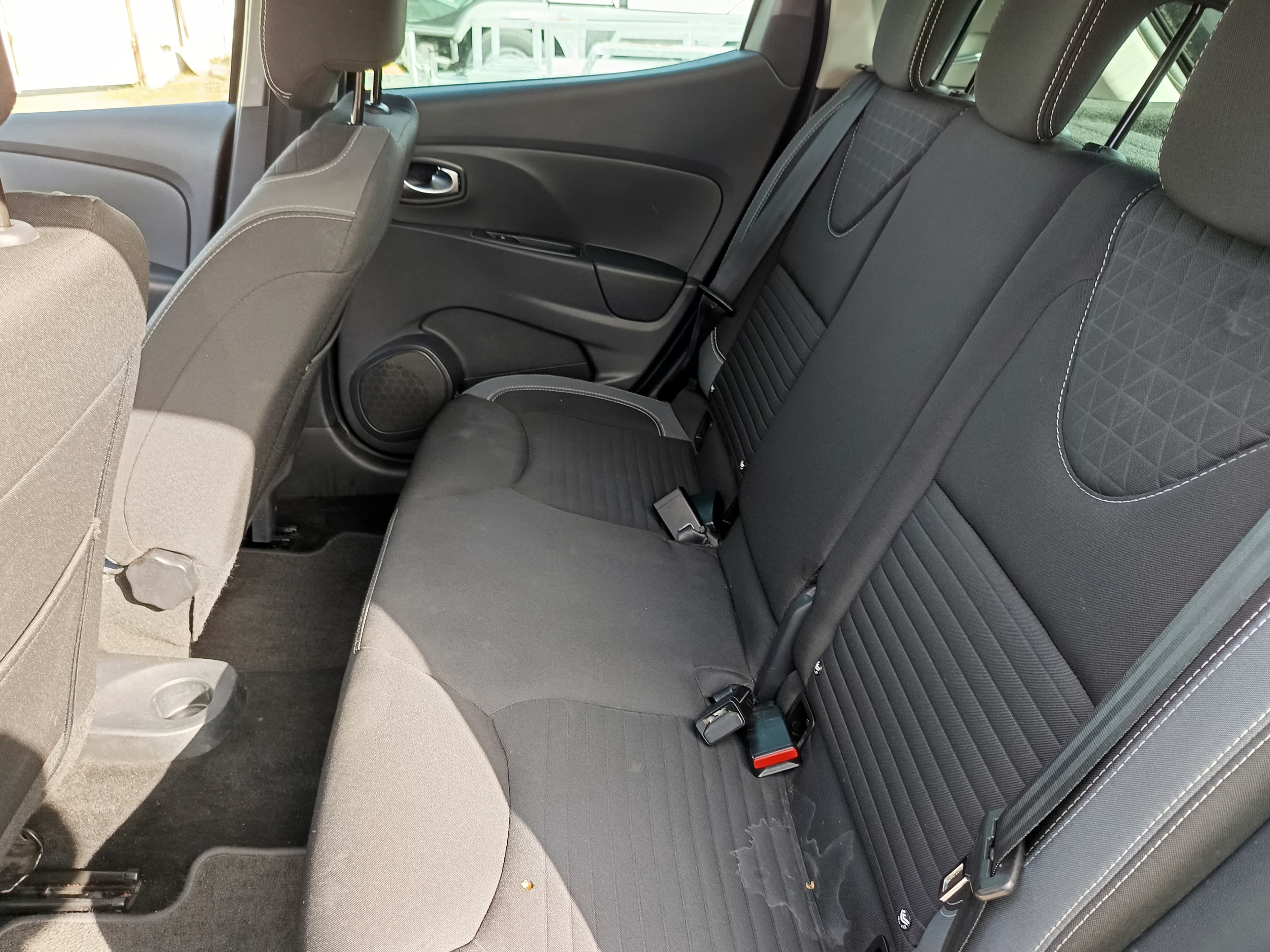 Renault Clio · Ano 2016 — imagen 25