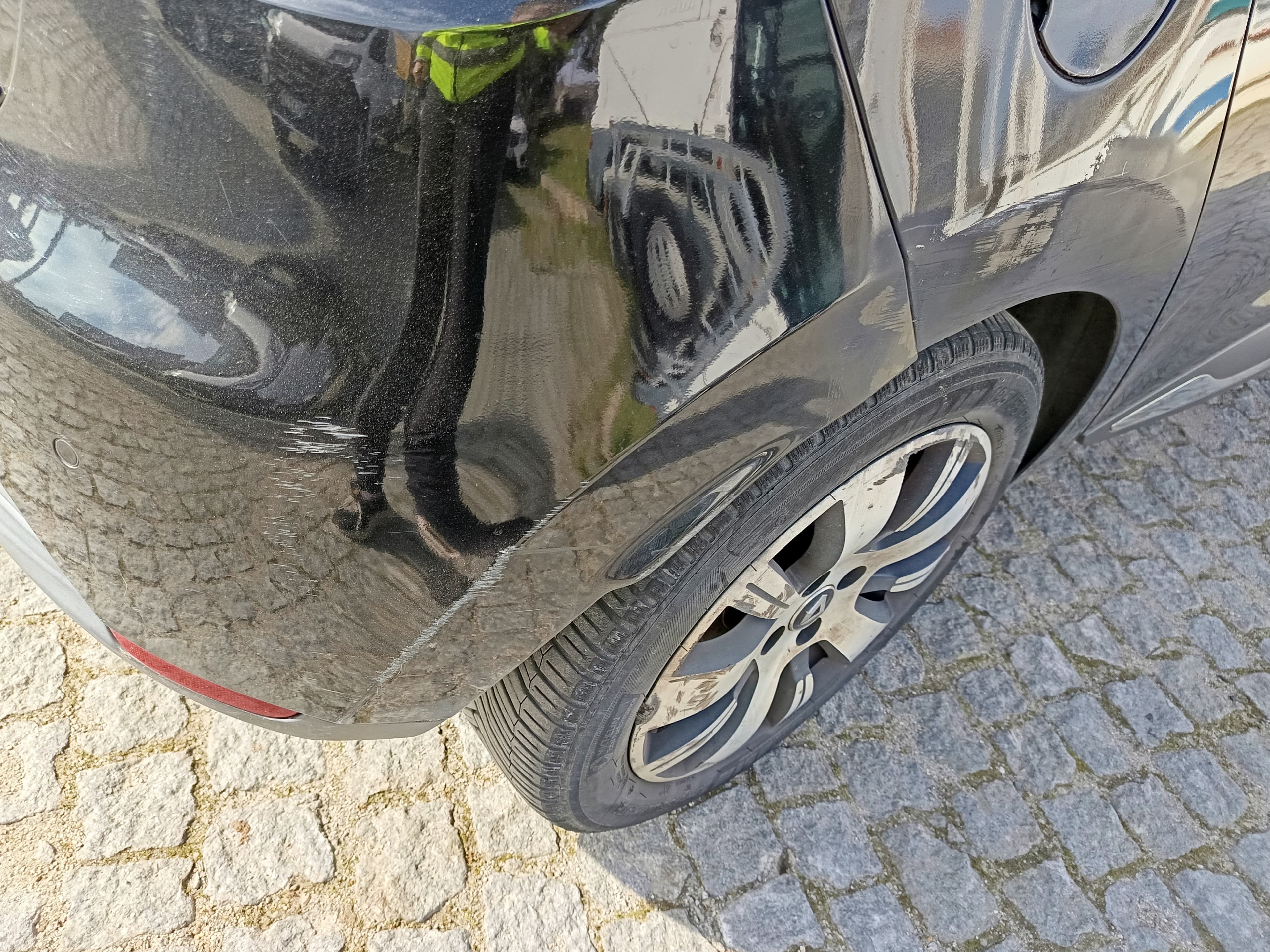 Renault Clio · Ano 2016 — imagen 11