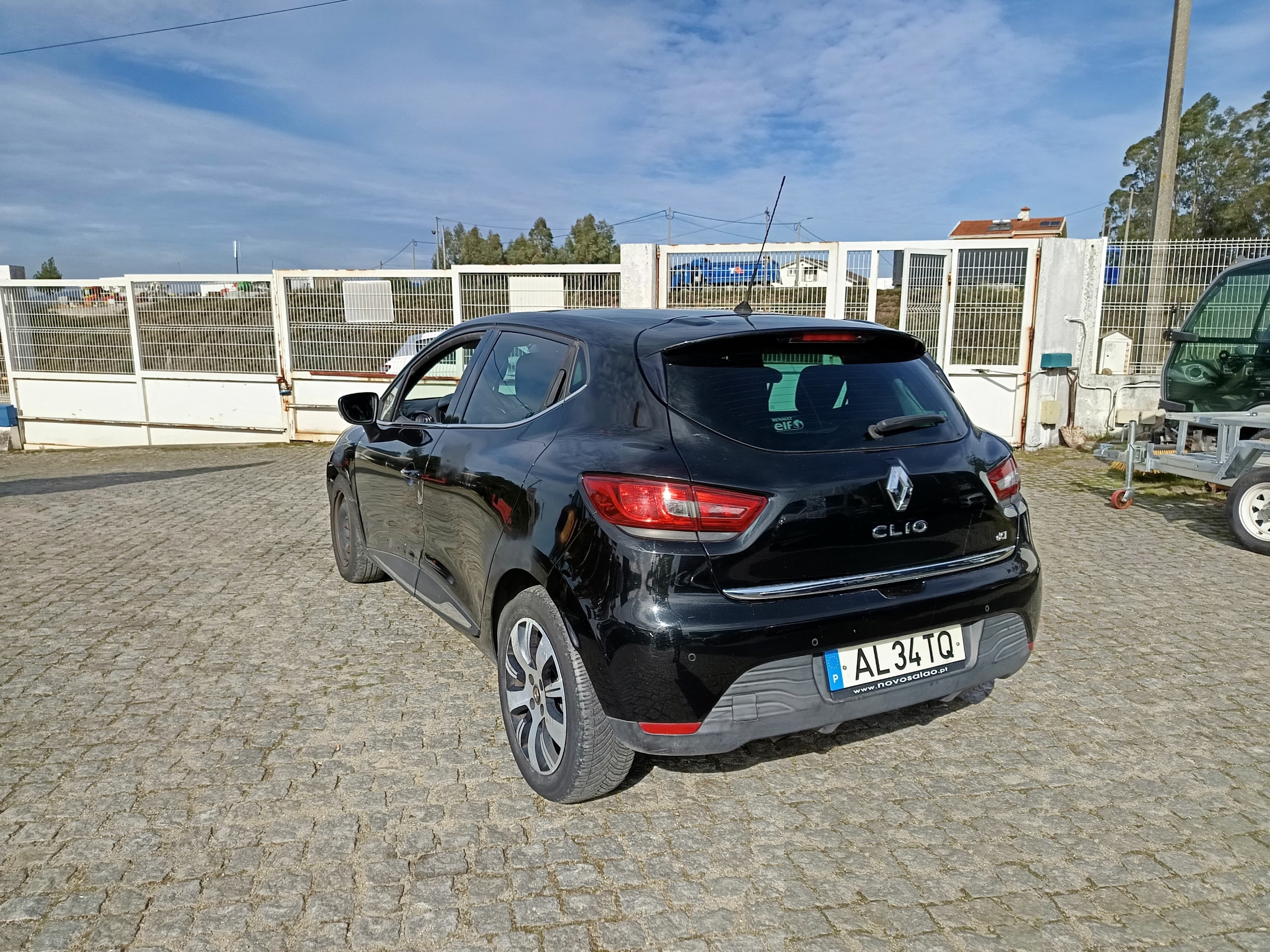 Renault Clio · Ano 2016 — imagen 6