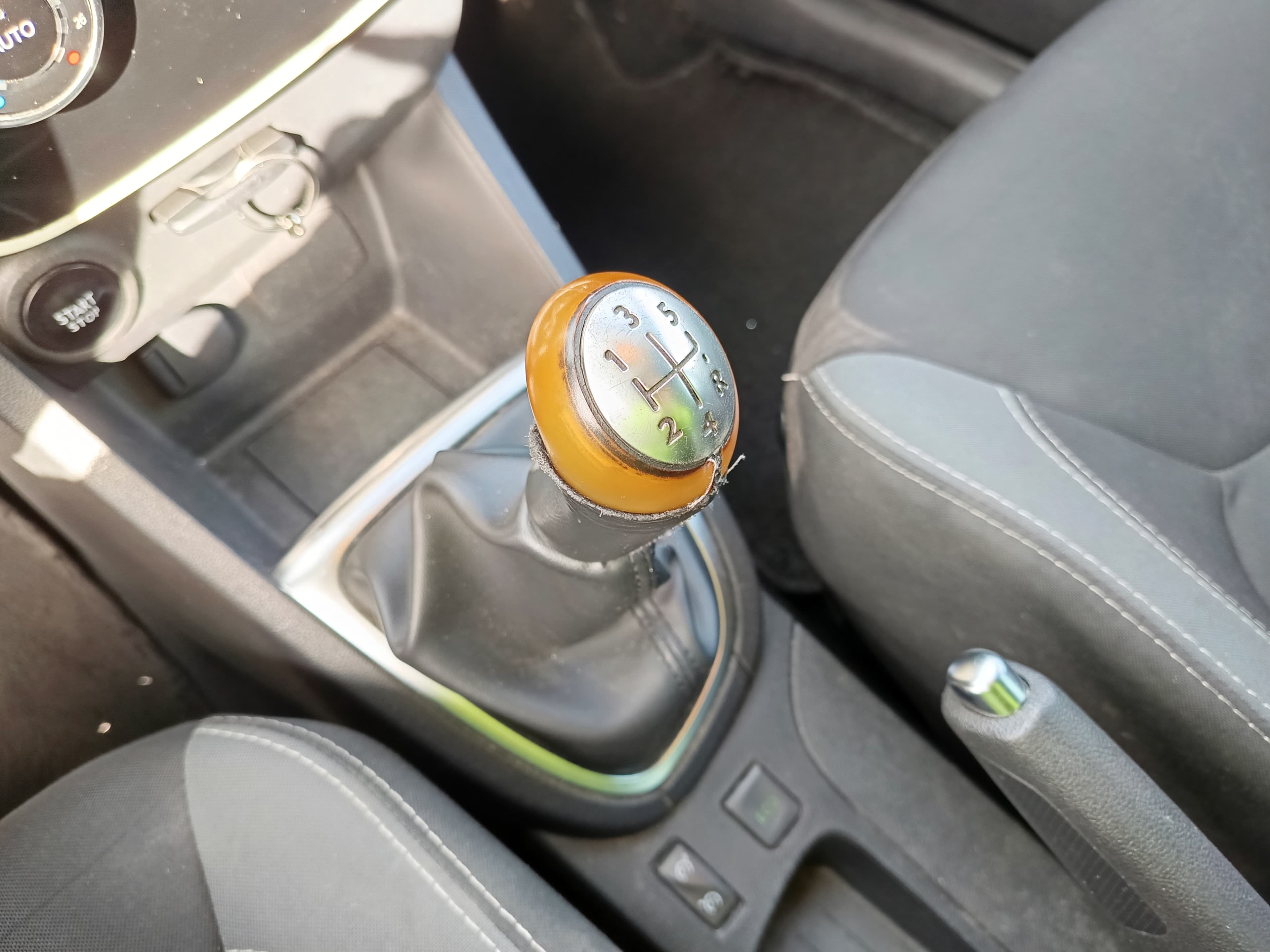 Renault Clio · Ano 2016 — imagen 41