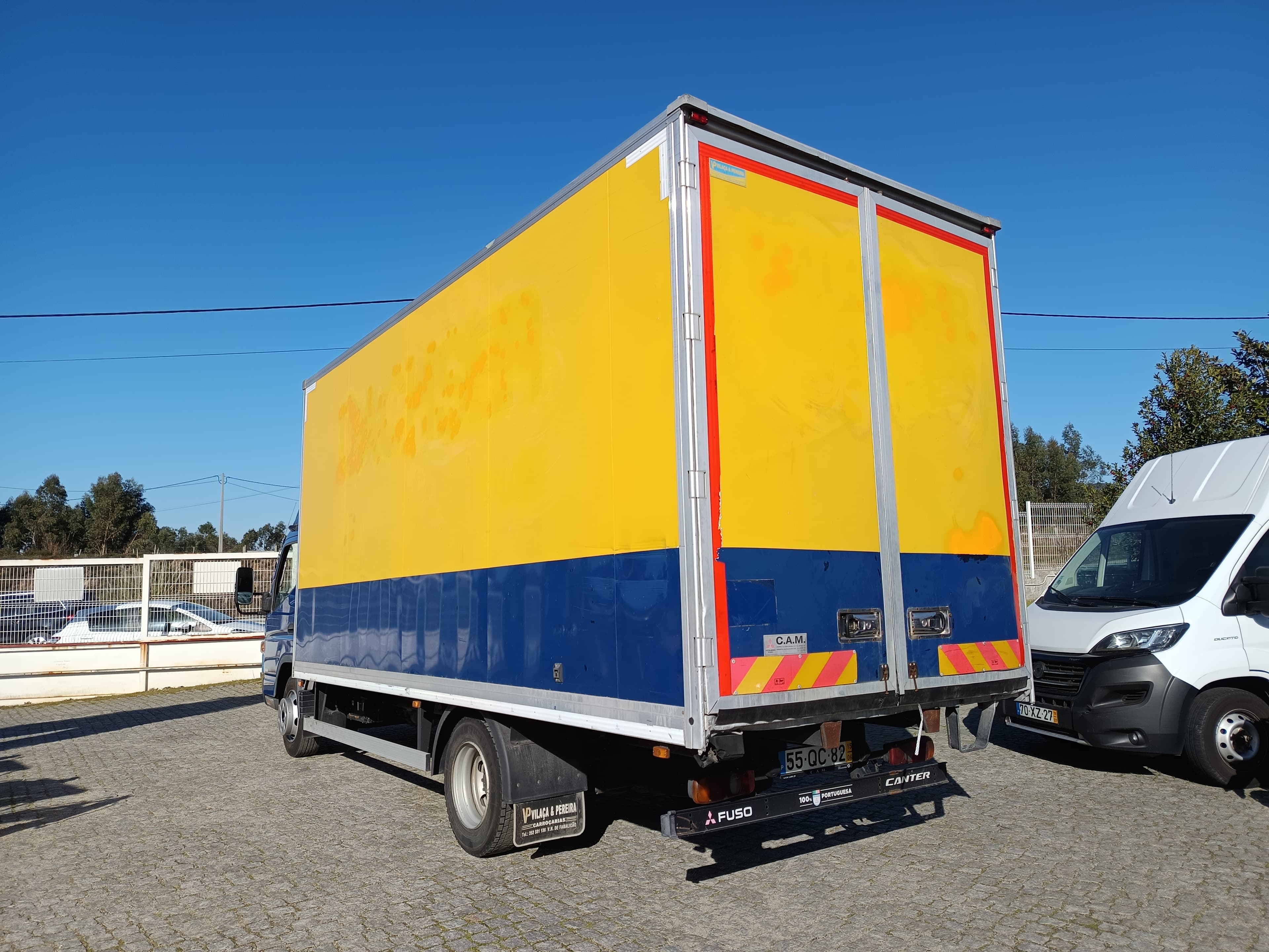 Mitsubishi Canter · Ano 2015 — imagen 6