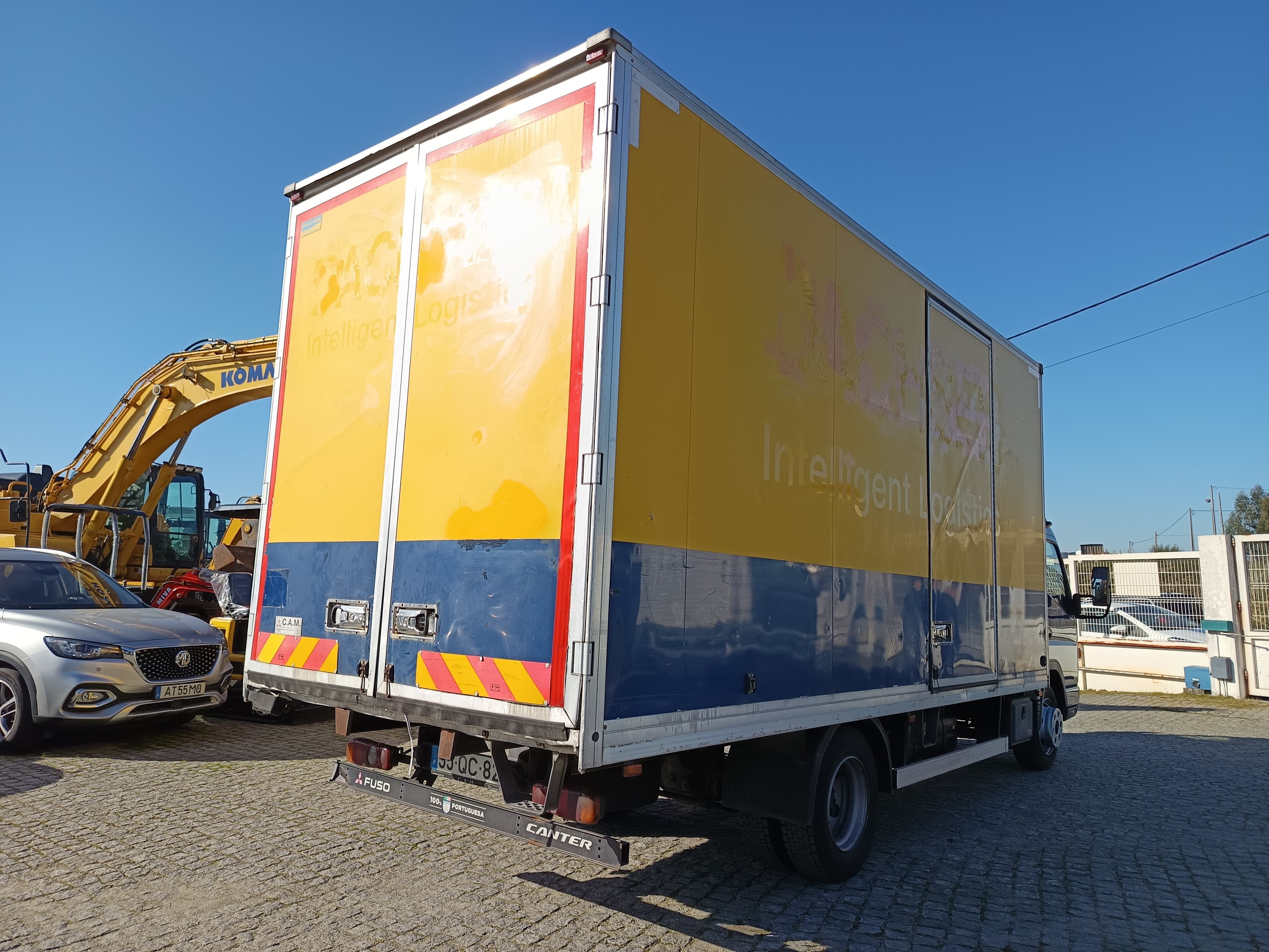 Mitsubishi Canter · Ano 2015 — imagen 4