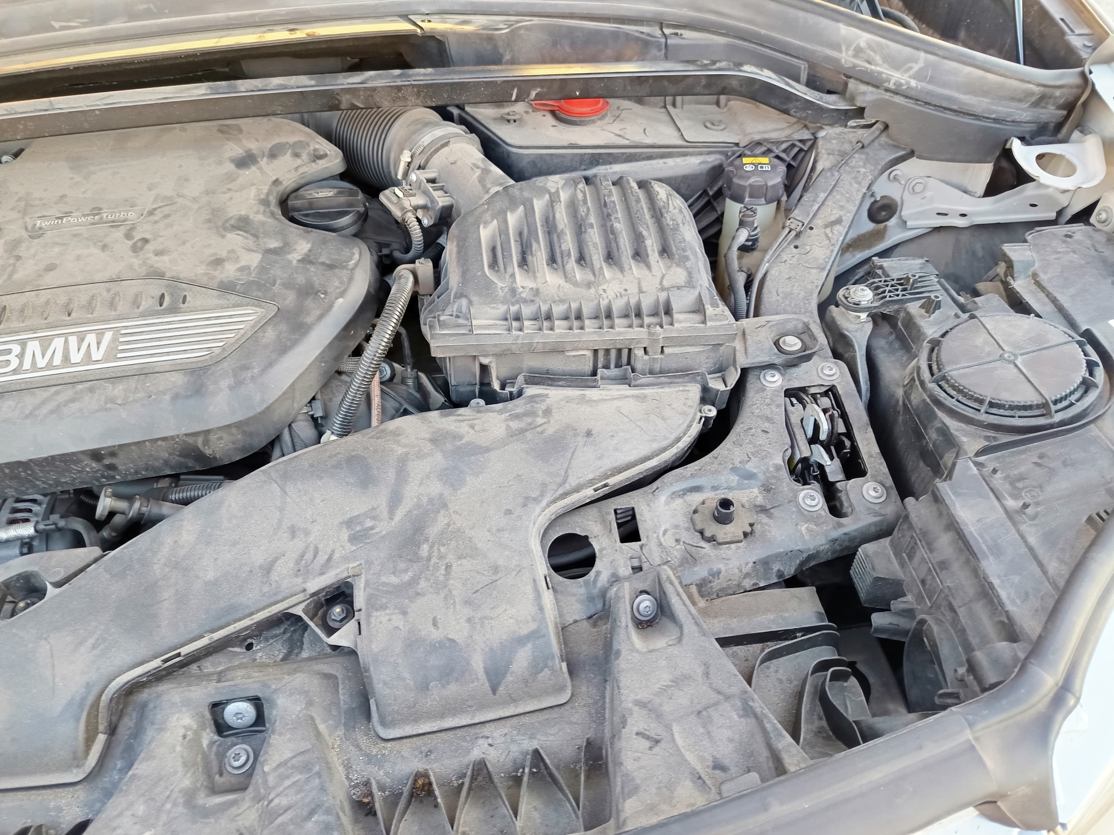 BMW X1 sDrive 16d · Ano 2019 — image 17