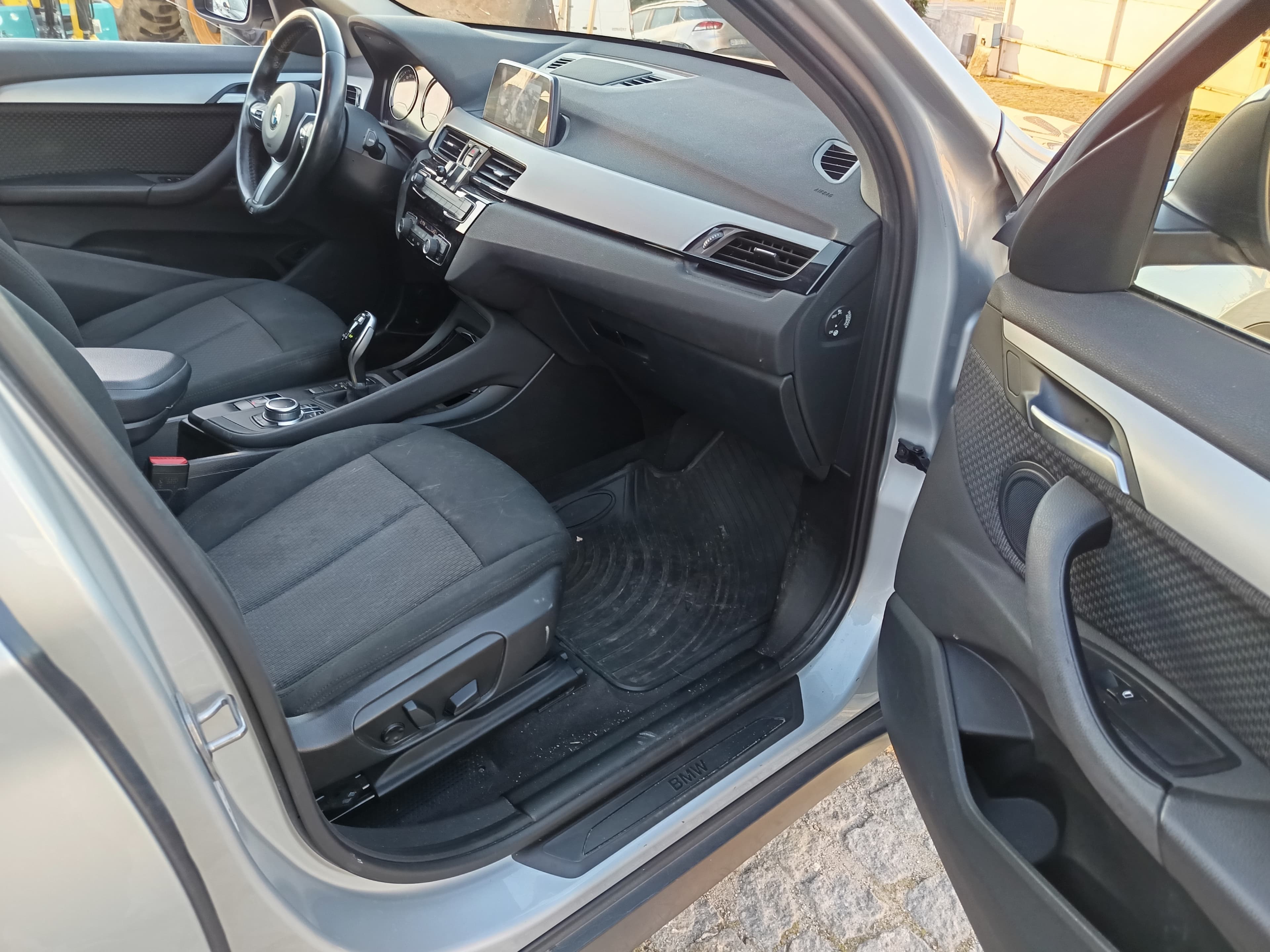 BMW X1 sDrive 16d · Ano 2019 — image 24