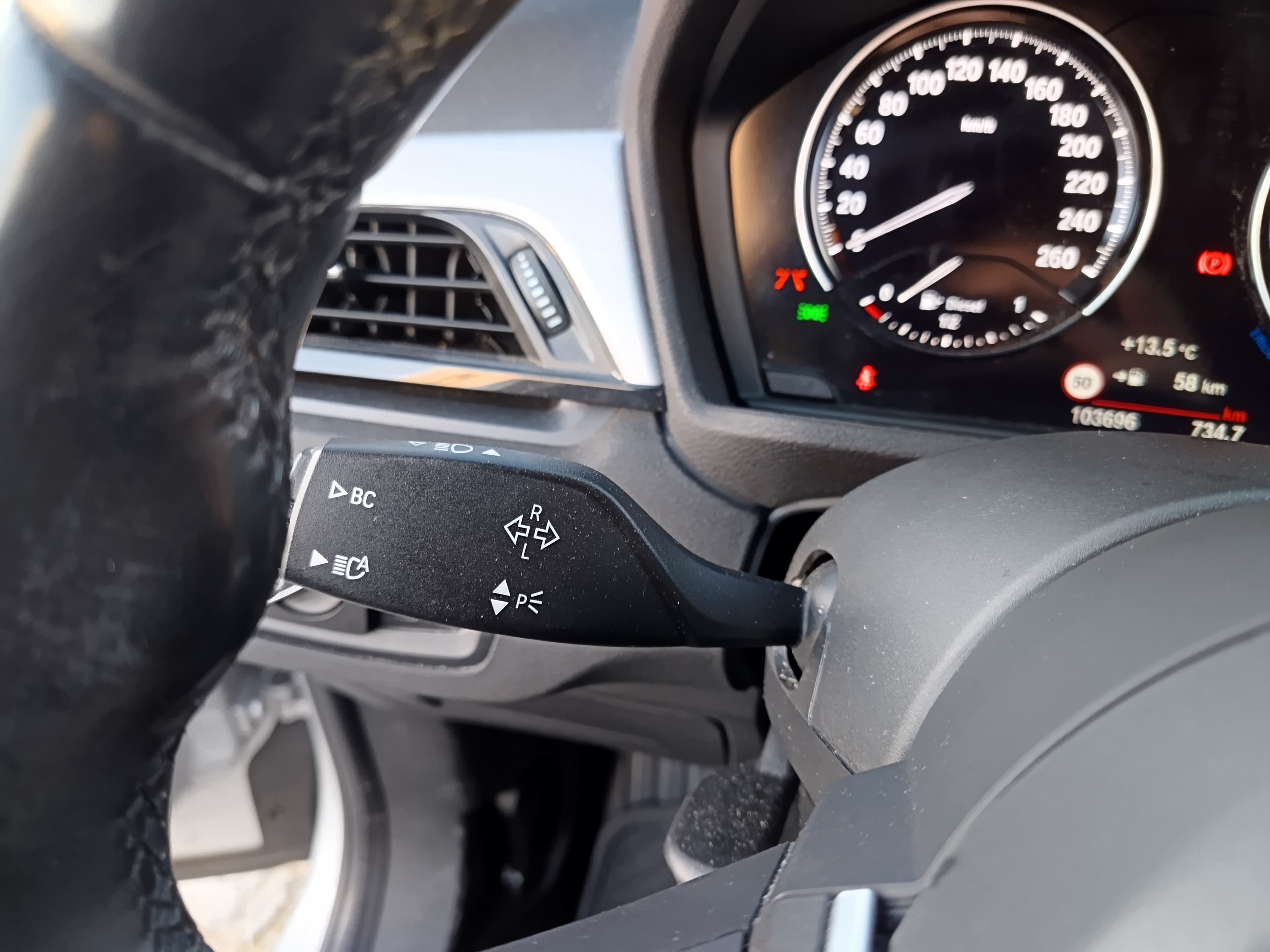 BMW X1 sDrive 16d · Ano 2019 — image 43