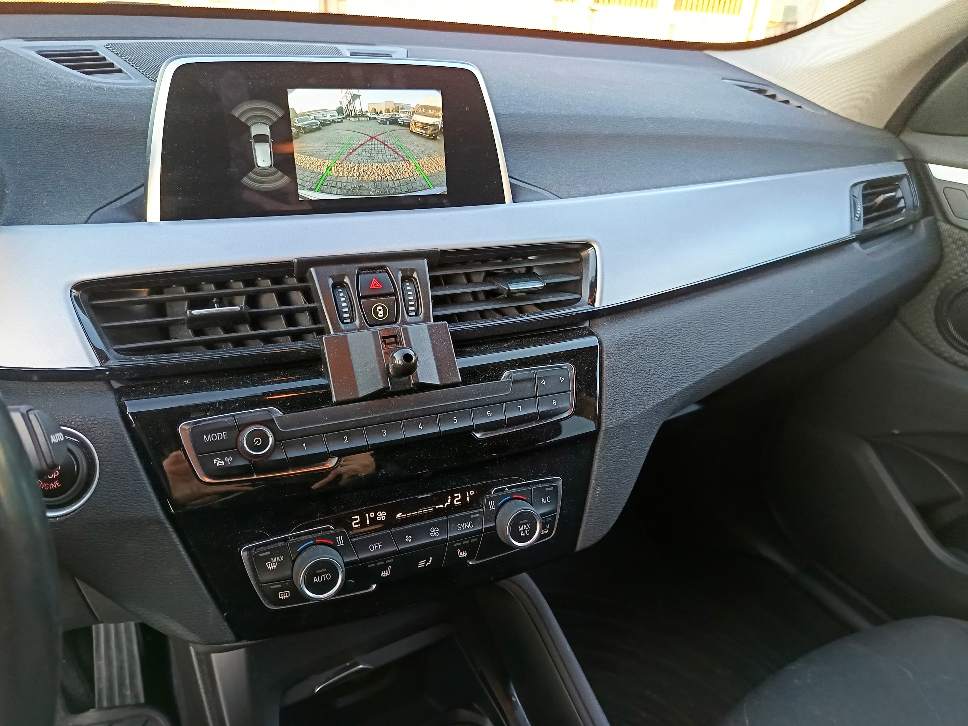 BMW X1 sDrive 16d · Ano 2019 — image 35