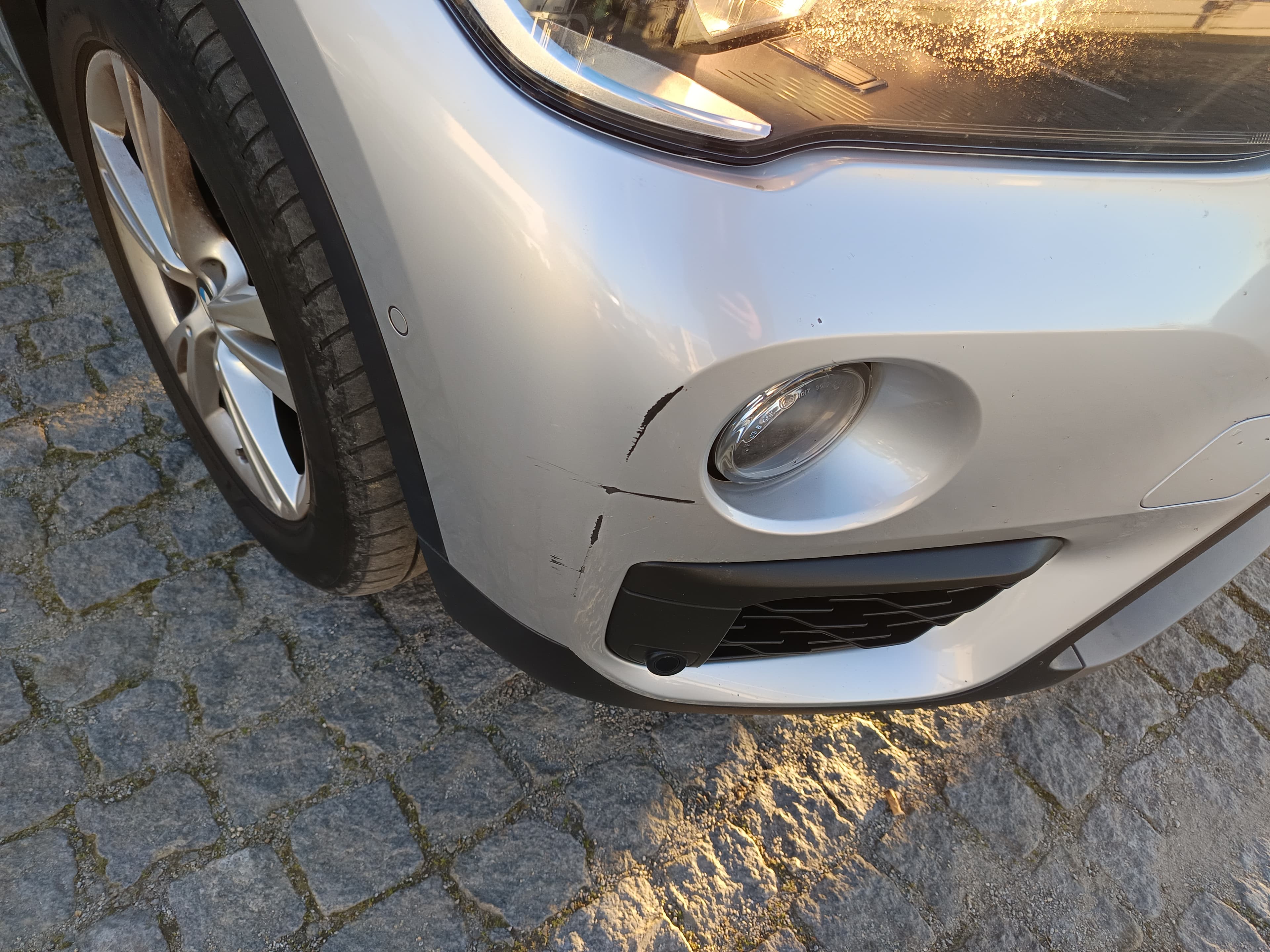 BMW X1 sDrive 16d · Ano 2019 — image 8