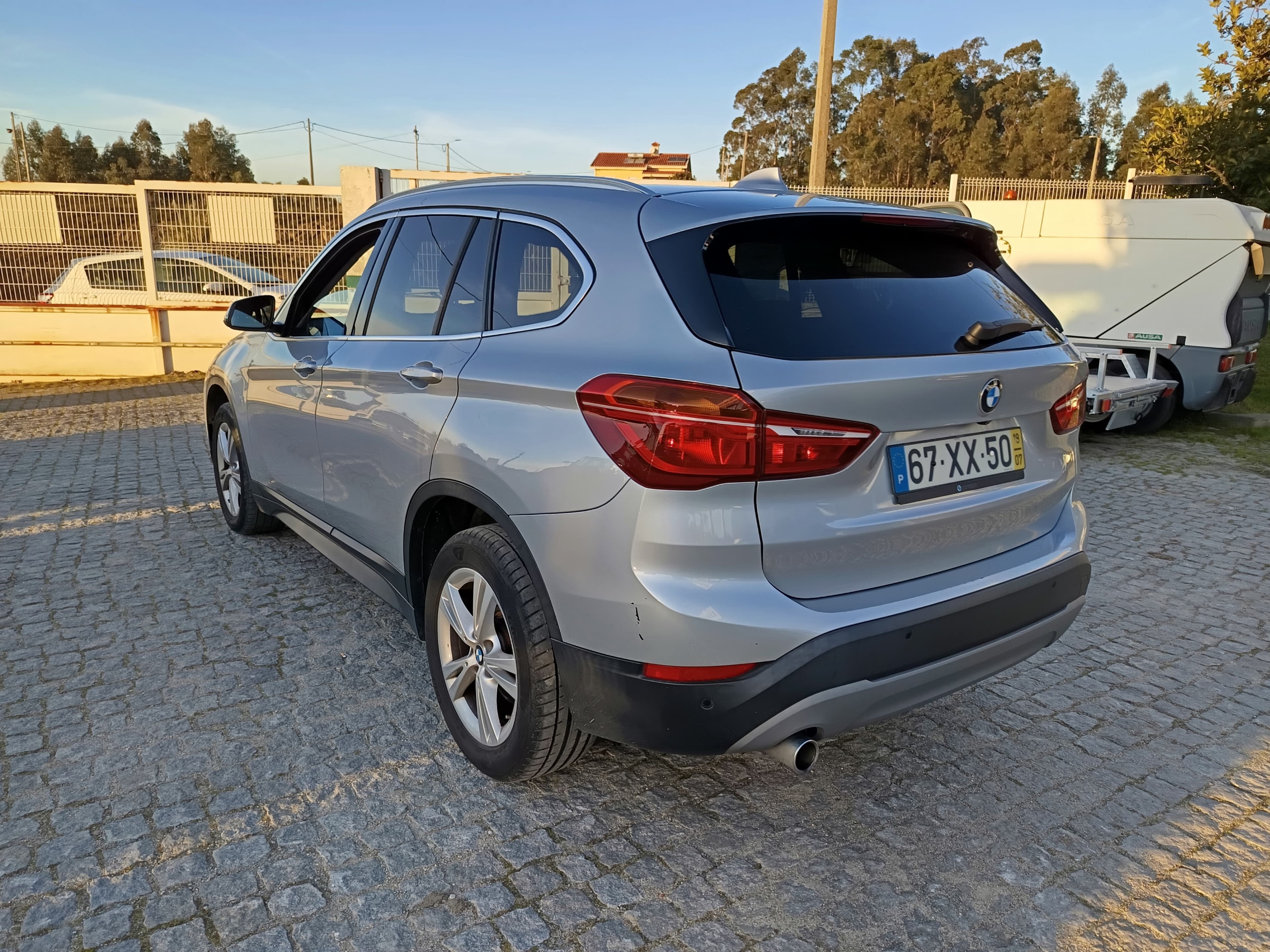 BMW X1 sDrive 16d · Ano 2019 — image 7