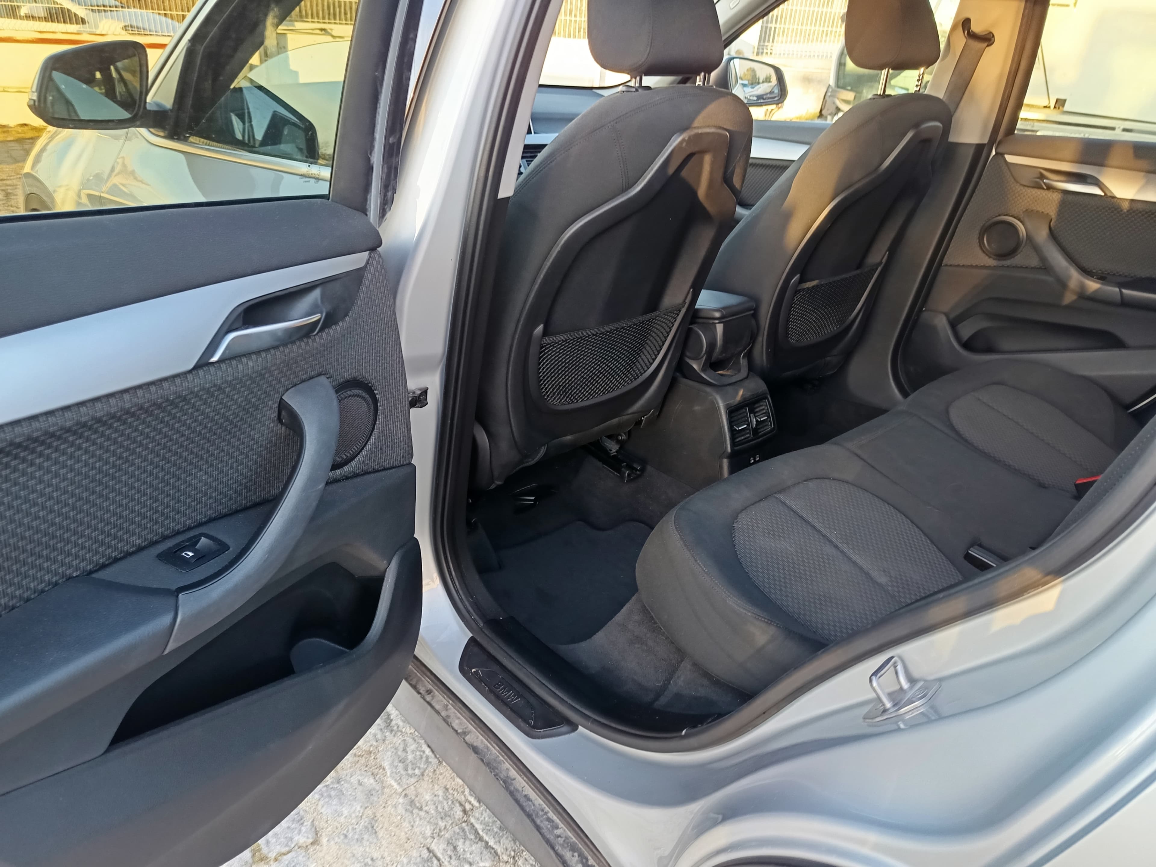 BMW X1 sDrive 16d · Ano 2019 — image 28