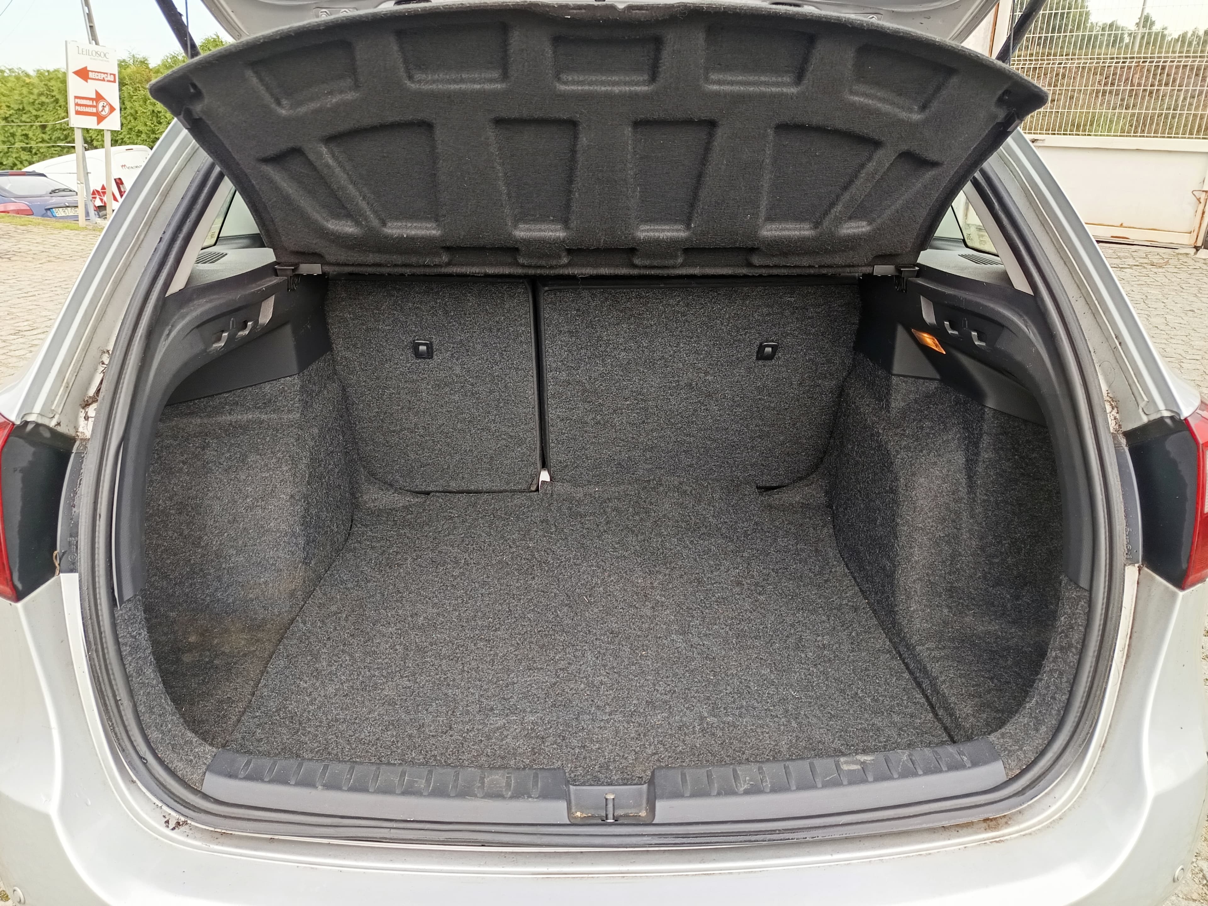 Seat Ibiza · Ano 2011 — image 19