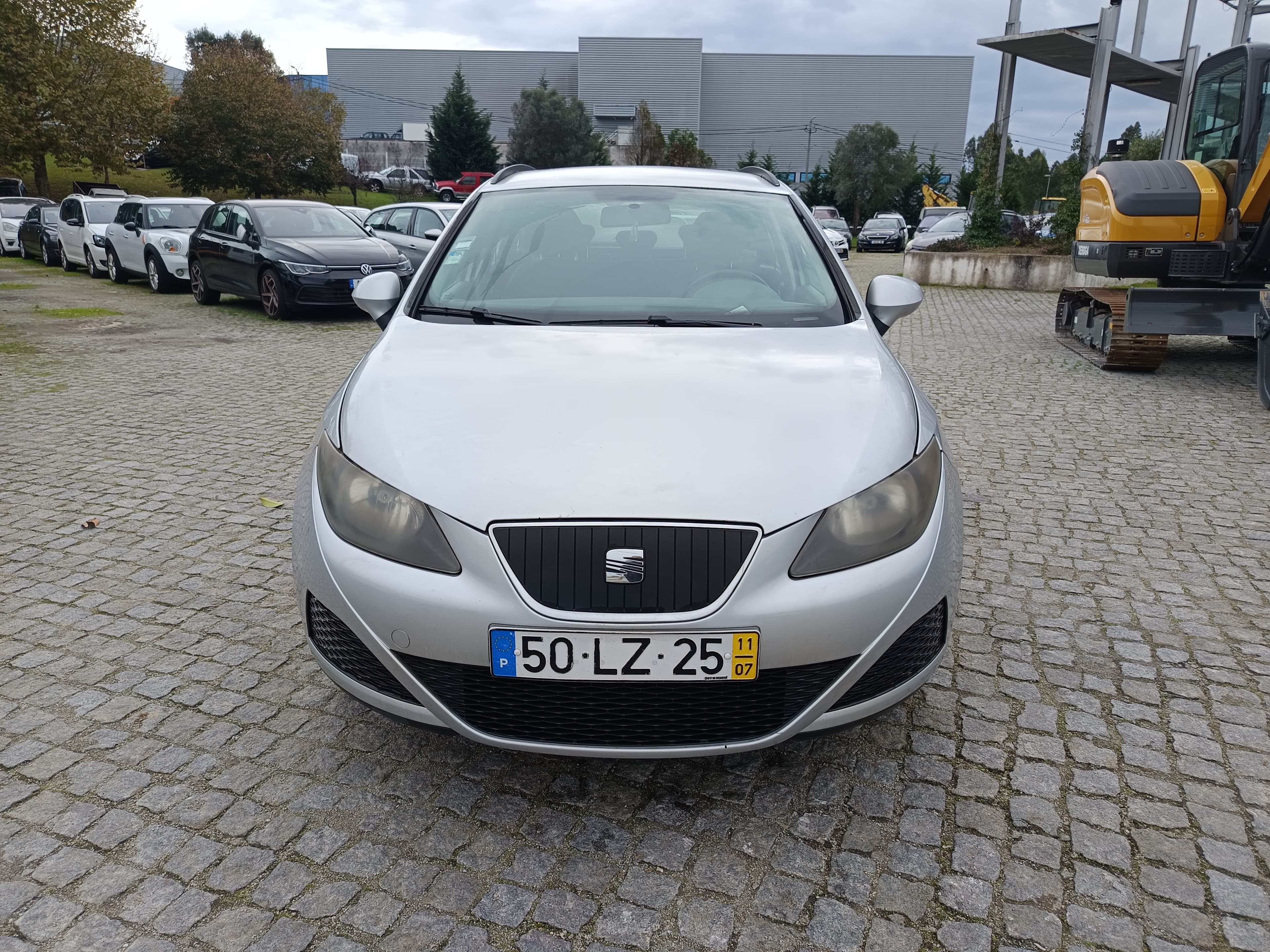 Seat Ibiza · Ano 2011 — image 2