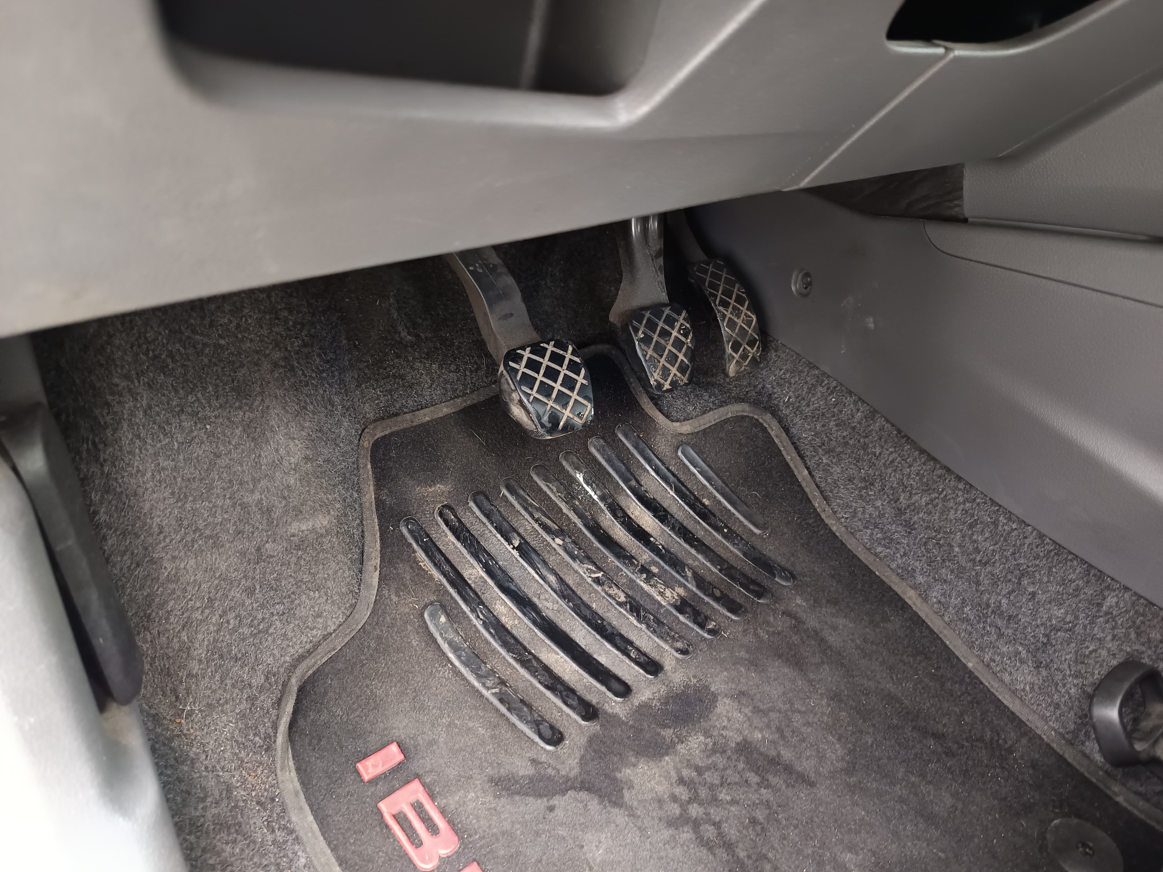 Seat Ibiza · Ano 2011 — image 33