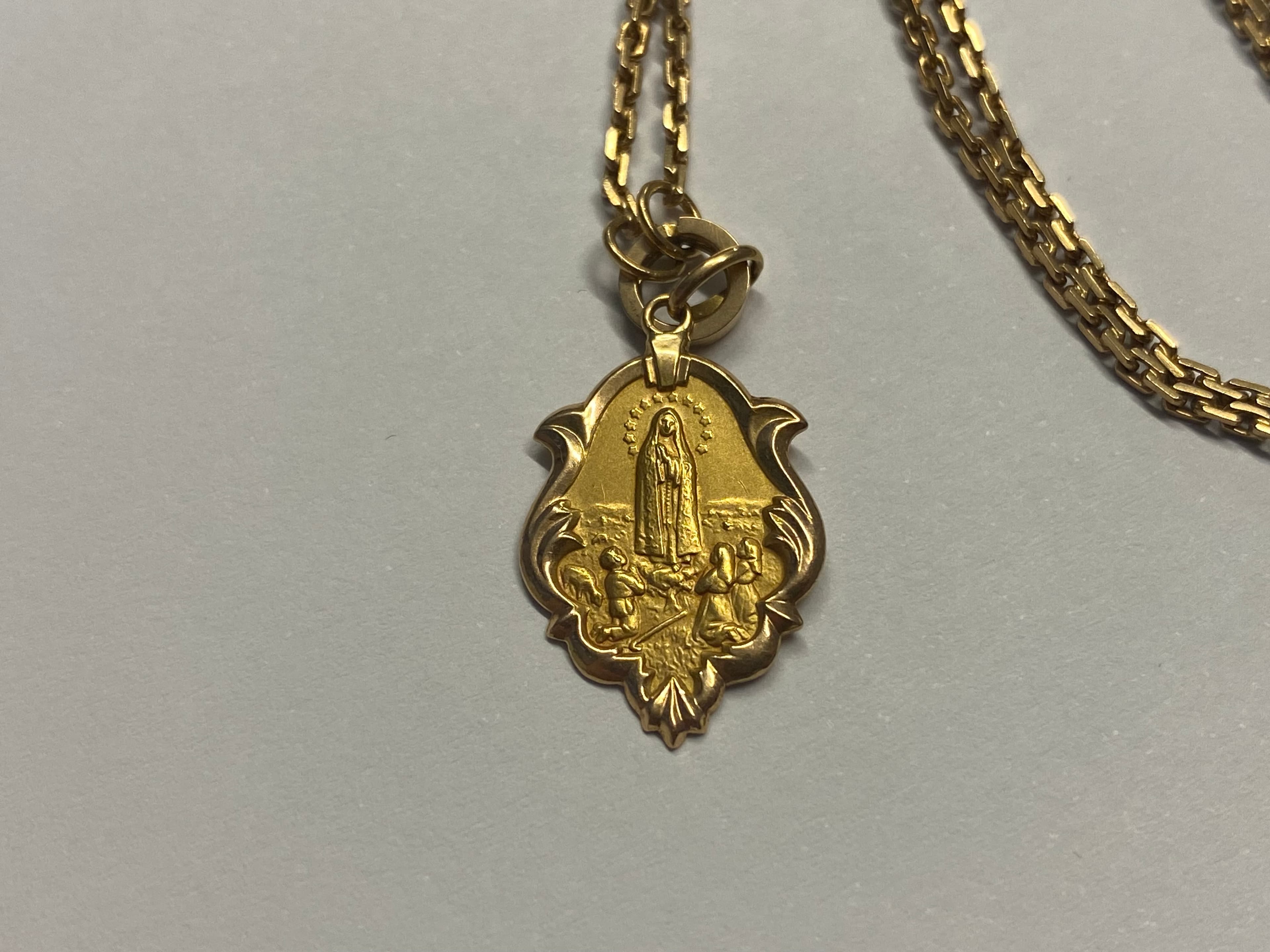 Peças em Ouro e Pedras Preciosas — image 45
