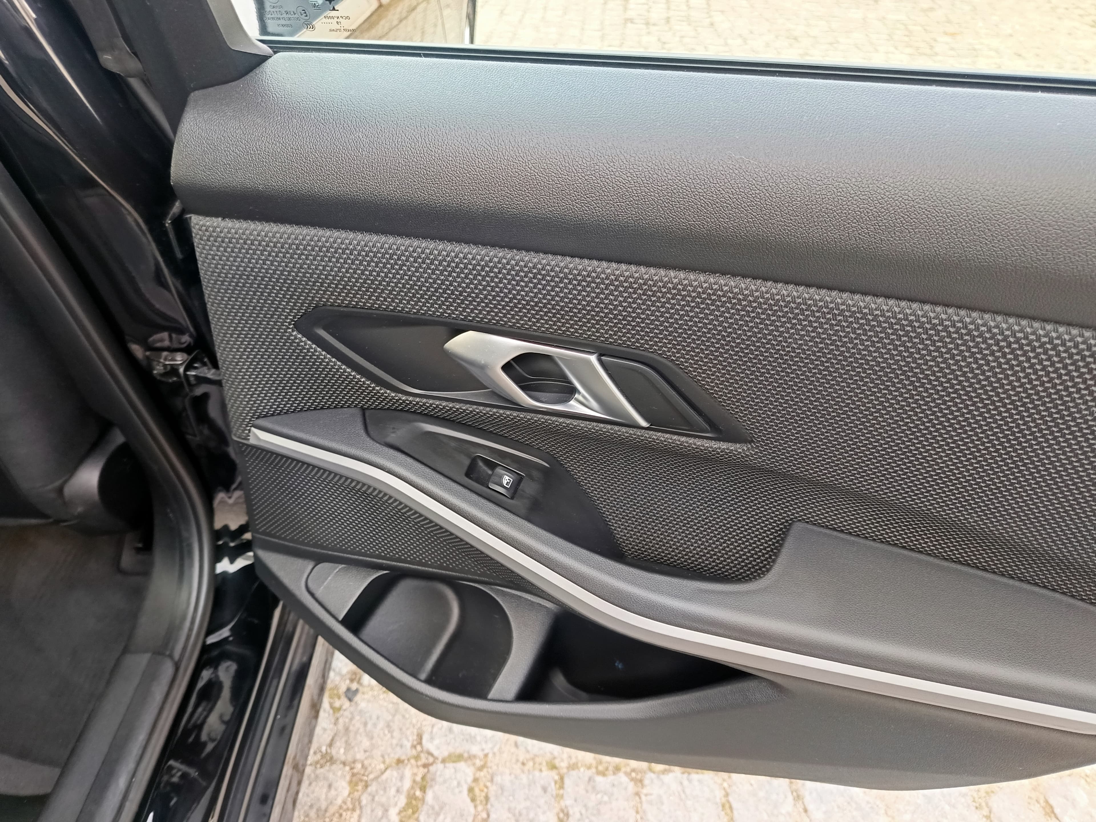 BMW 318D · Ano 2019 — imagen 24