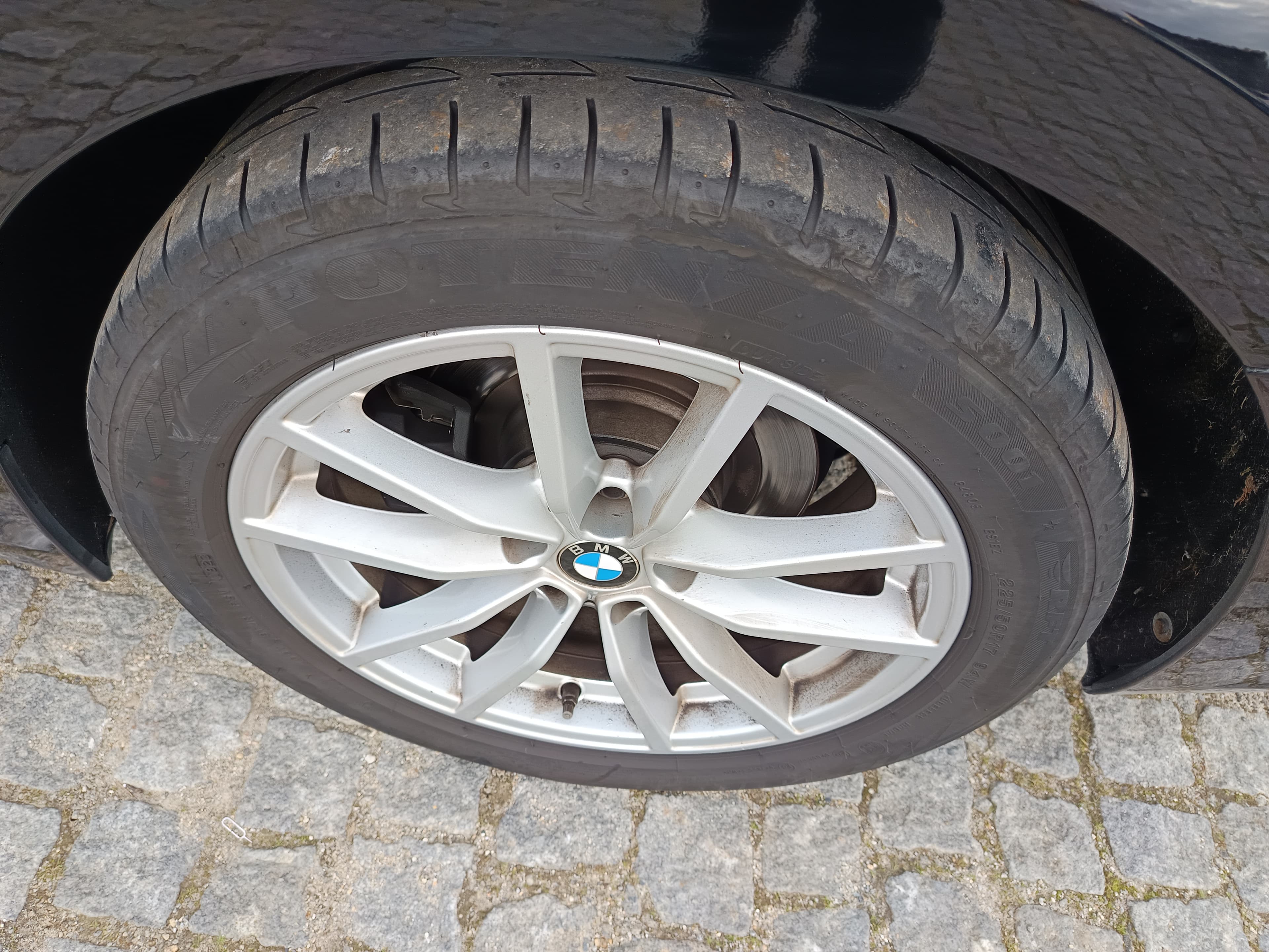 BMW 318D · Ano 2019 — imagen 12