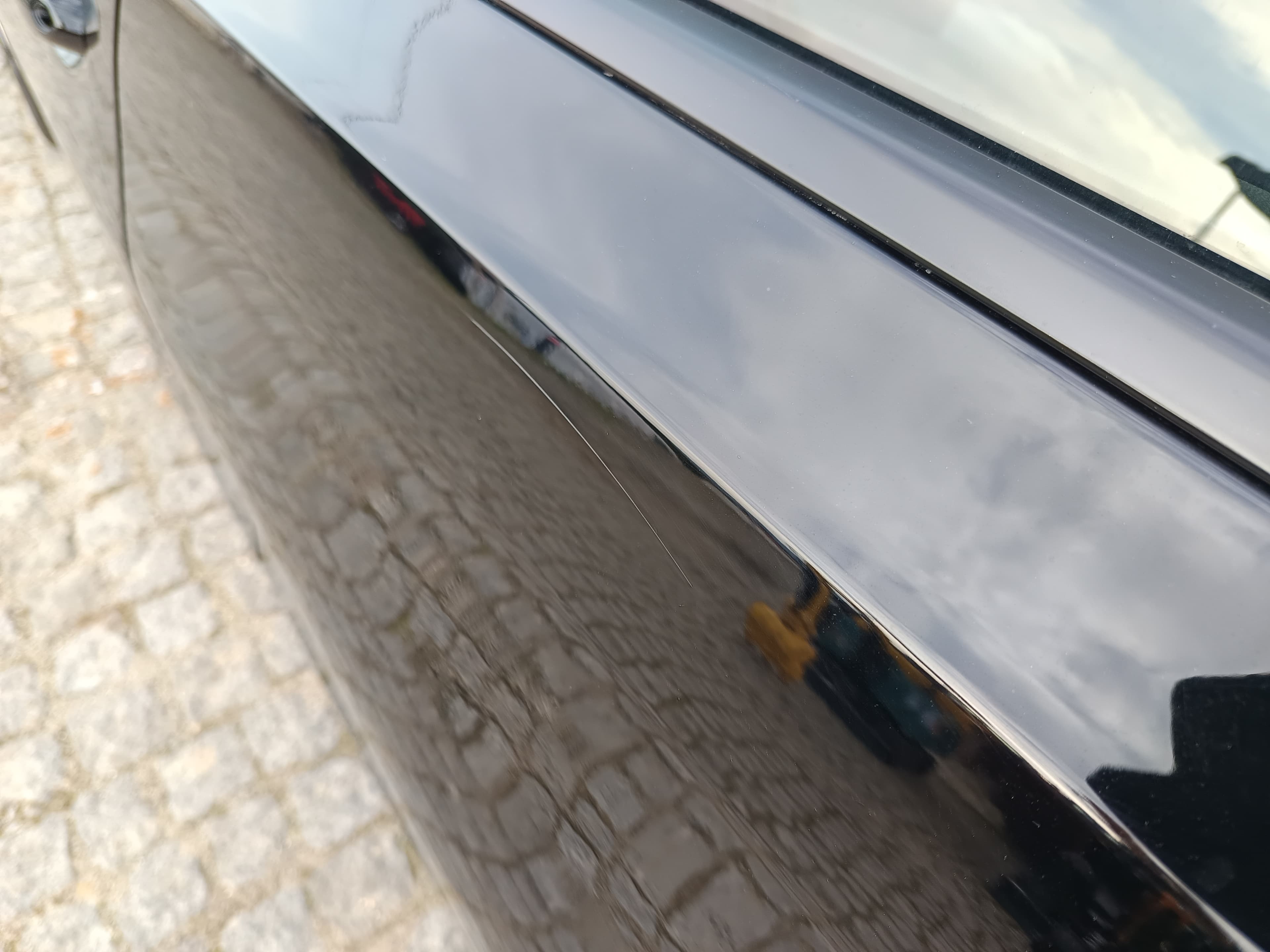 BMW 318D · Ano 2019 — imagen 15