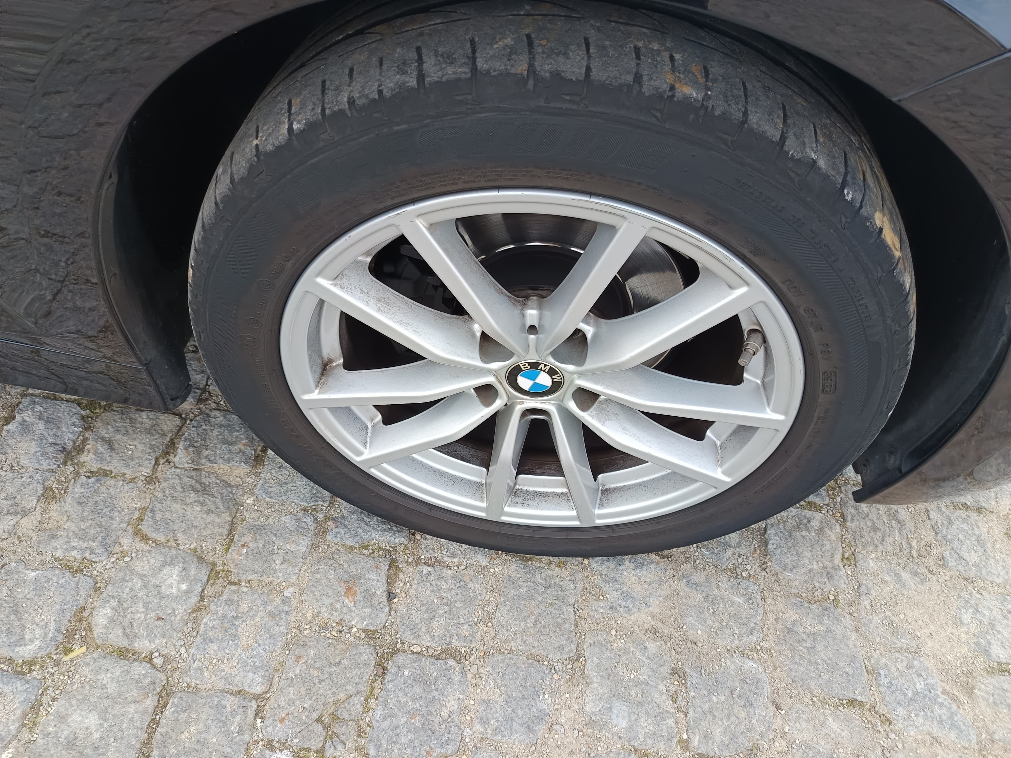 BMW 318D · Ano 2019 — imagen 10
