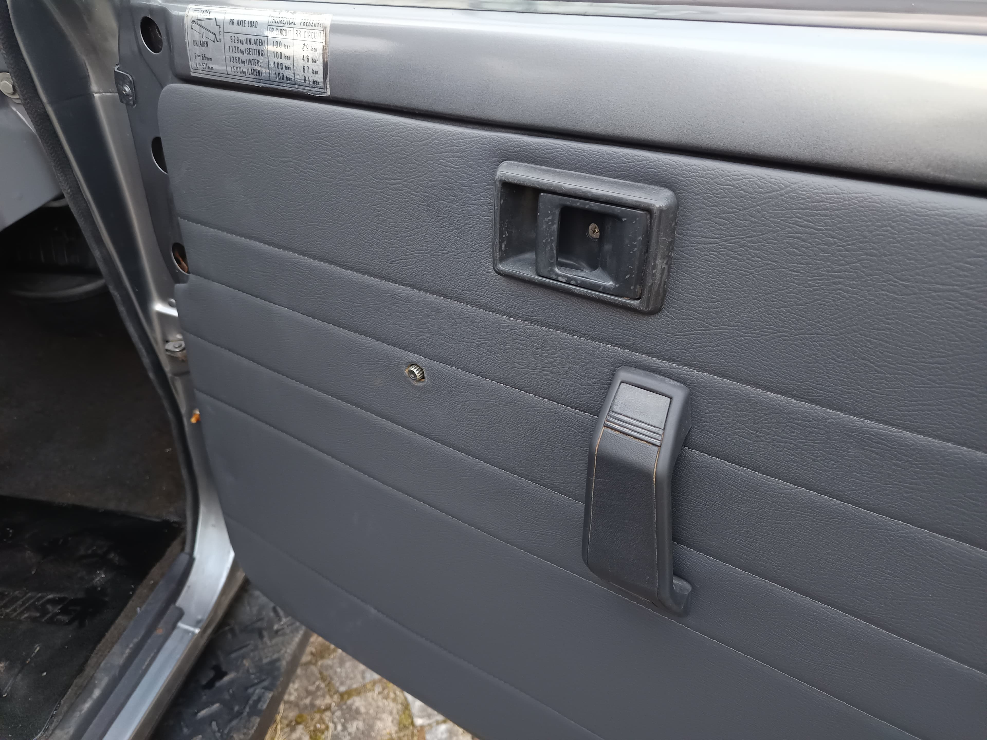 Toyota Land Cruiser 250 Turbo Diesel · Ano 1990 — imagen 17