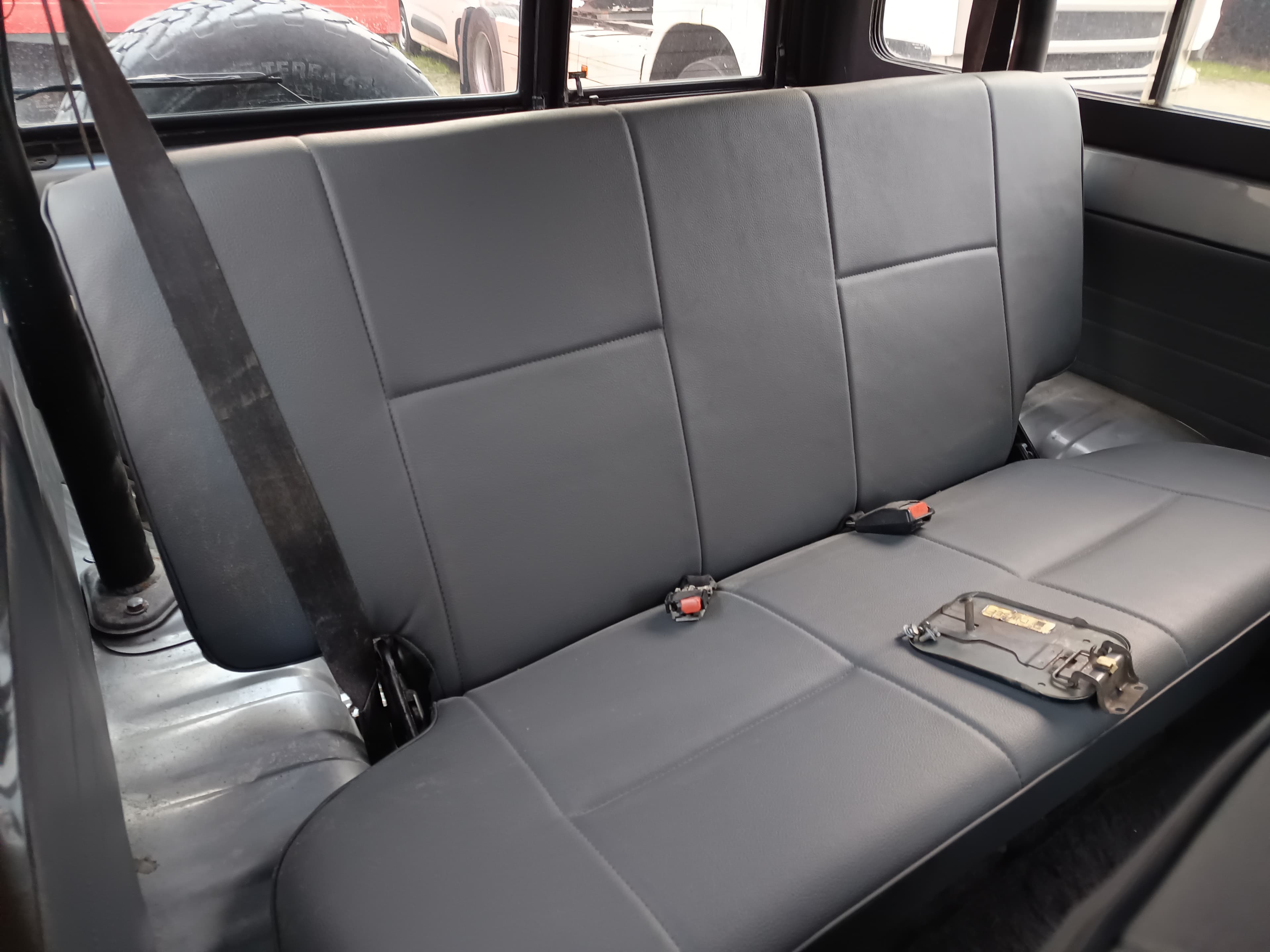 Toyota Land Cruiser 250 Turbo Diesel · Ano 1990 — imagen 19