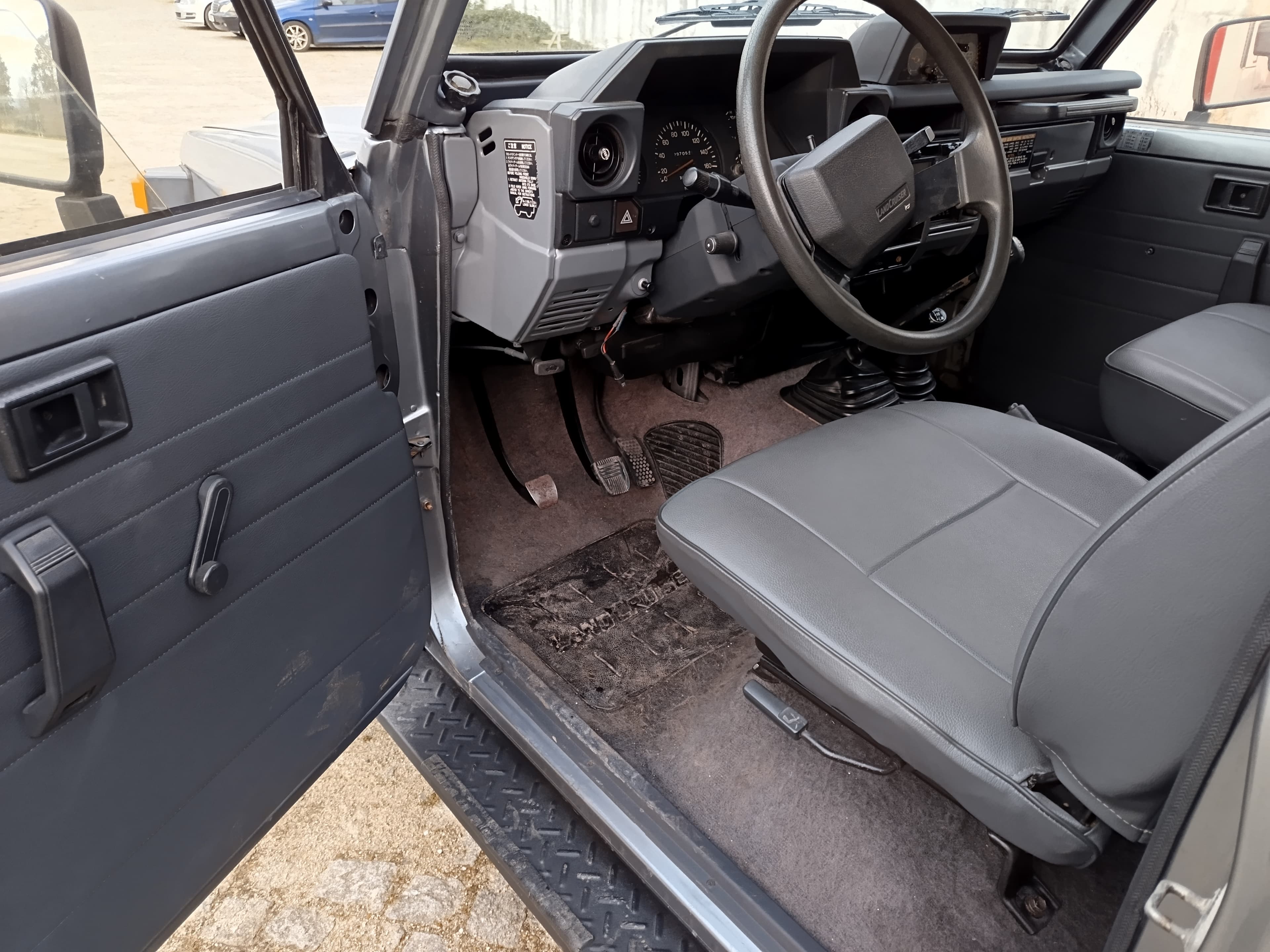 Toyota Land Cruiser 250 Turbo Diesel · Ano 1990 — imagen 13