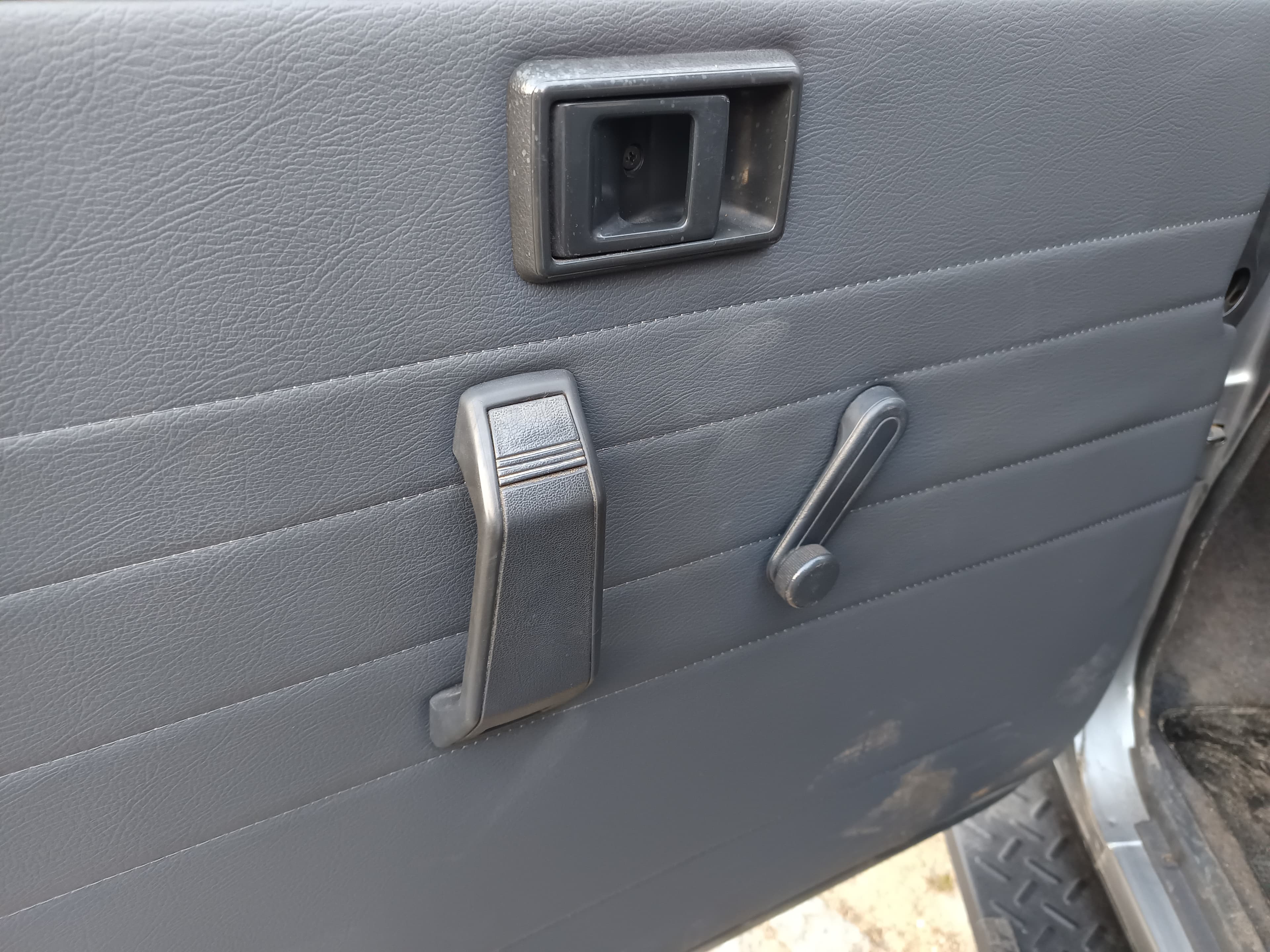 Toyota Land Cruiser 250 Turbo Diesel · Ano 1990 — imagen 14