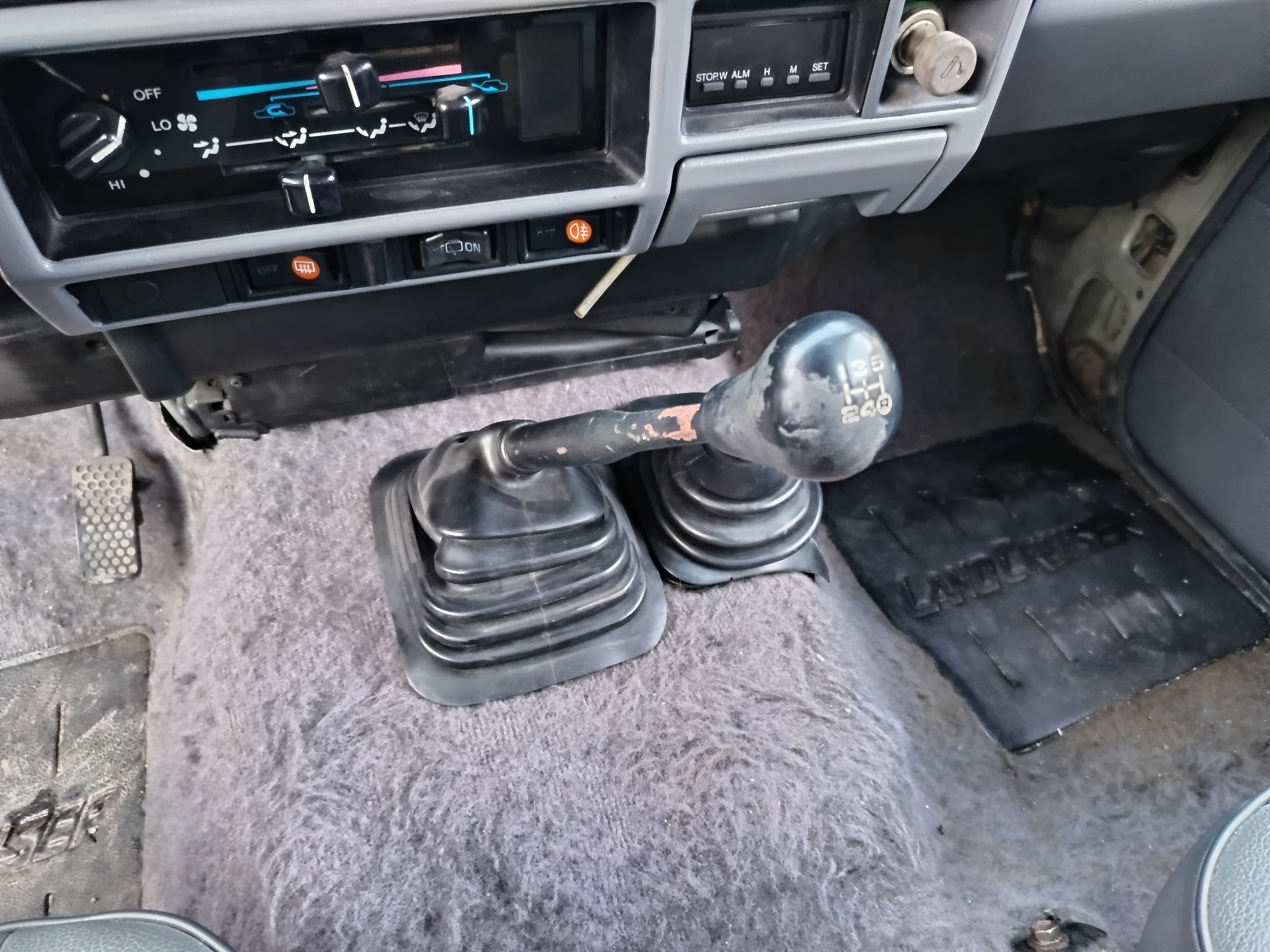 Toyota Land Cruiser 250 Turbo Diesel · Ano 1990 — imagen 26