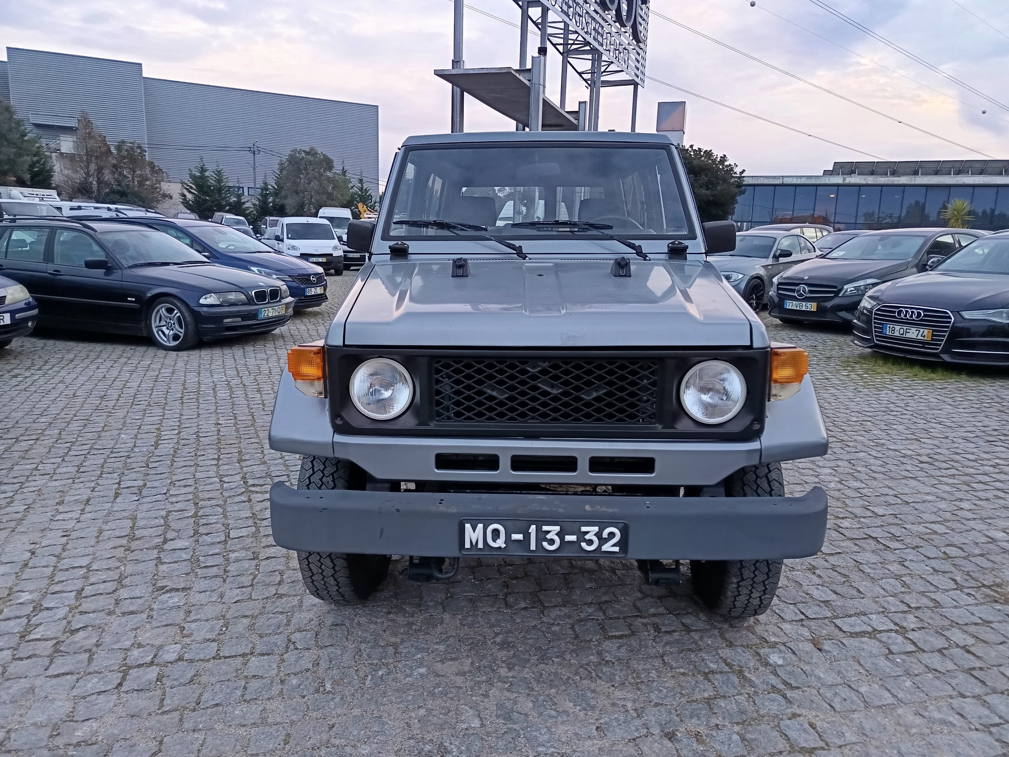 Toyota Land Cruiser 250 Turbo Diesel · Ano 1990 — imagen 3