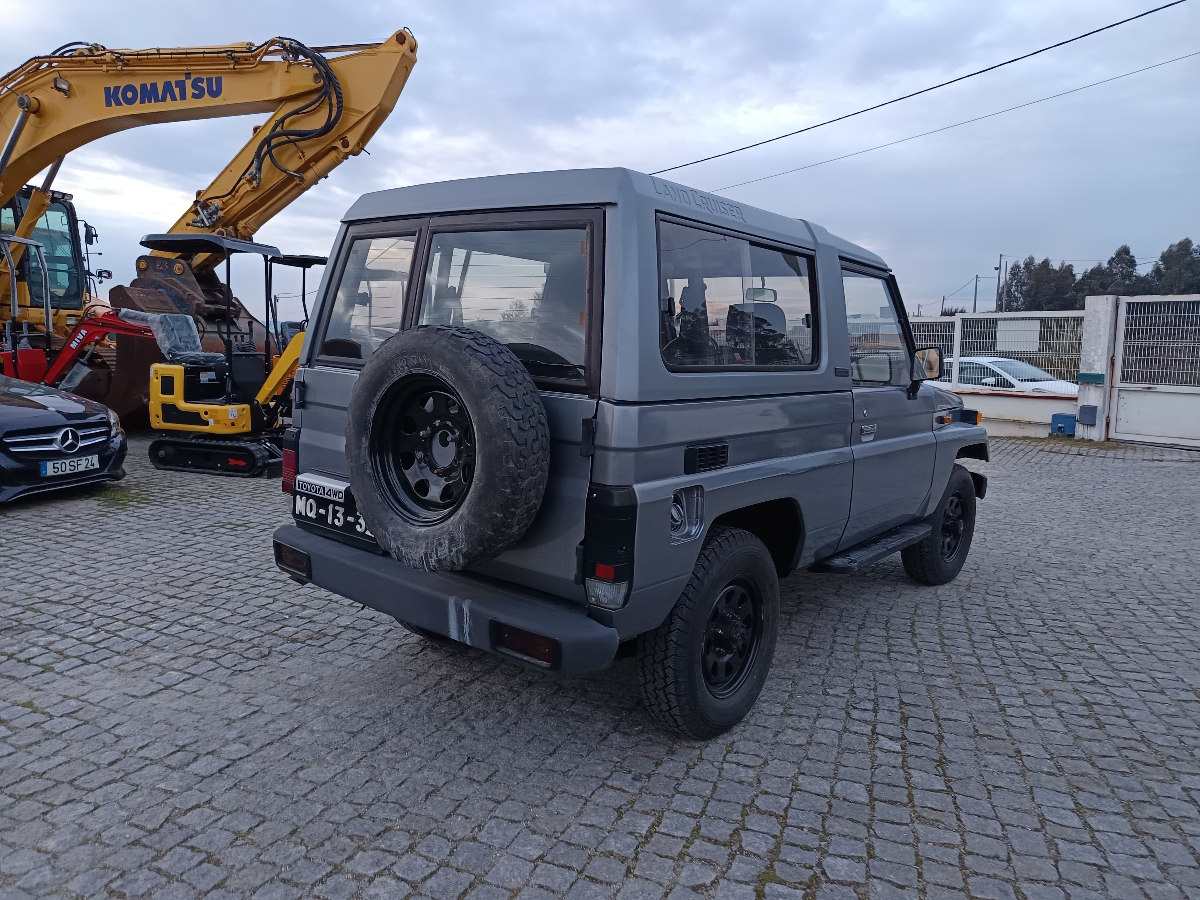 Toyota Land Cruiser 250 Turbo Diesel · Ano 1990 — imagen 4