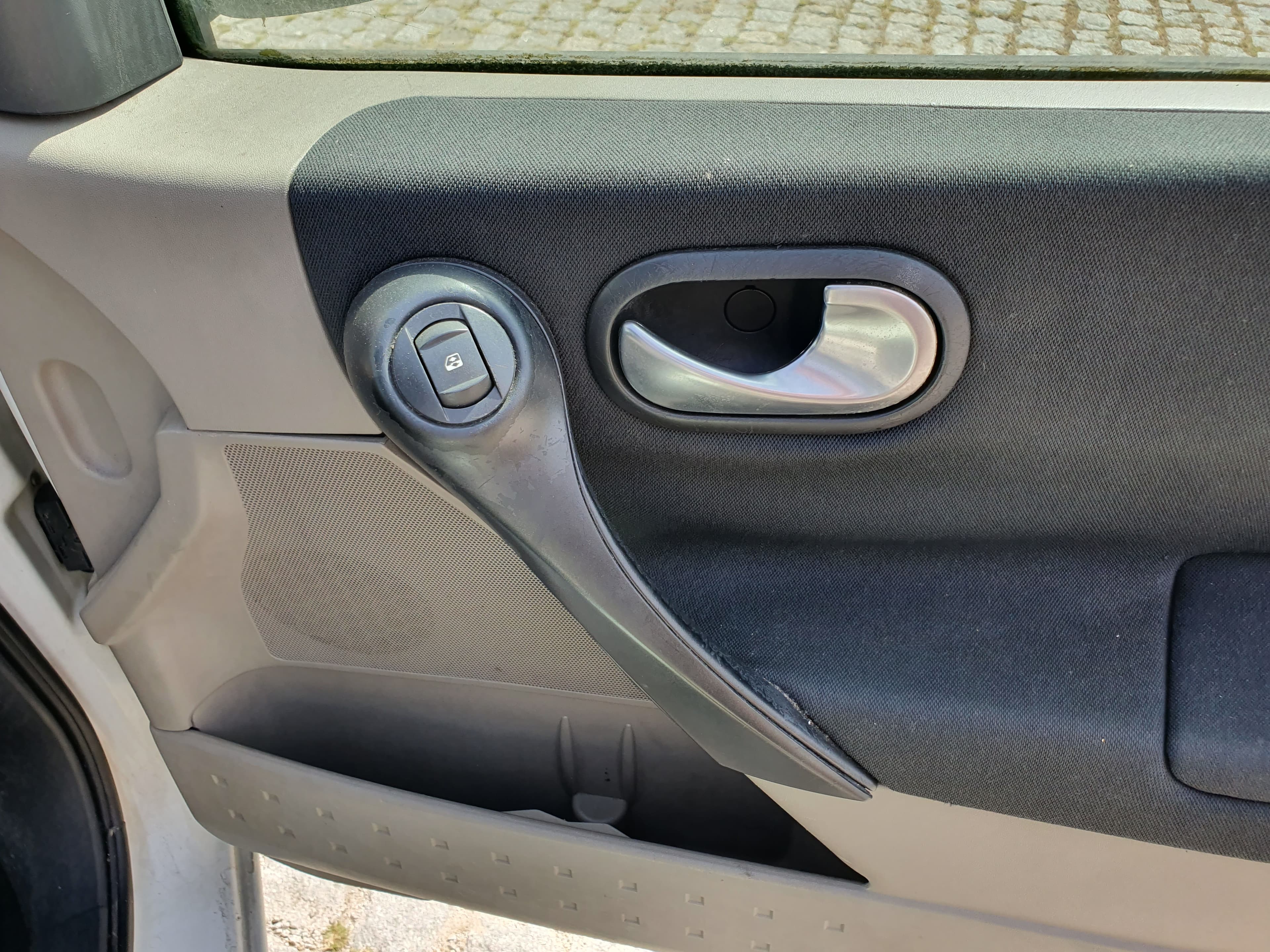 Renault Mégane · Ano 2004 — imagen 23